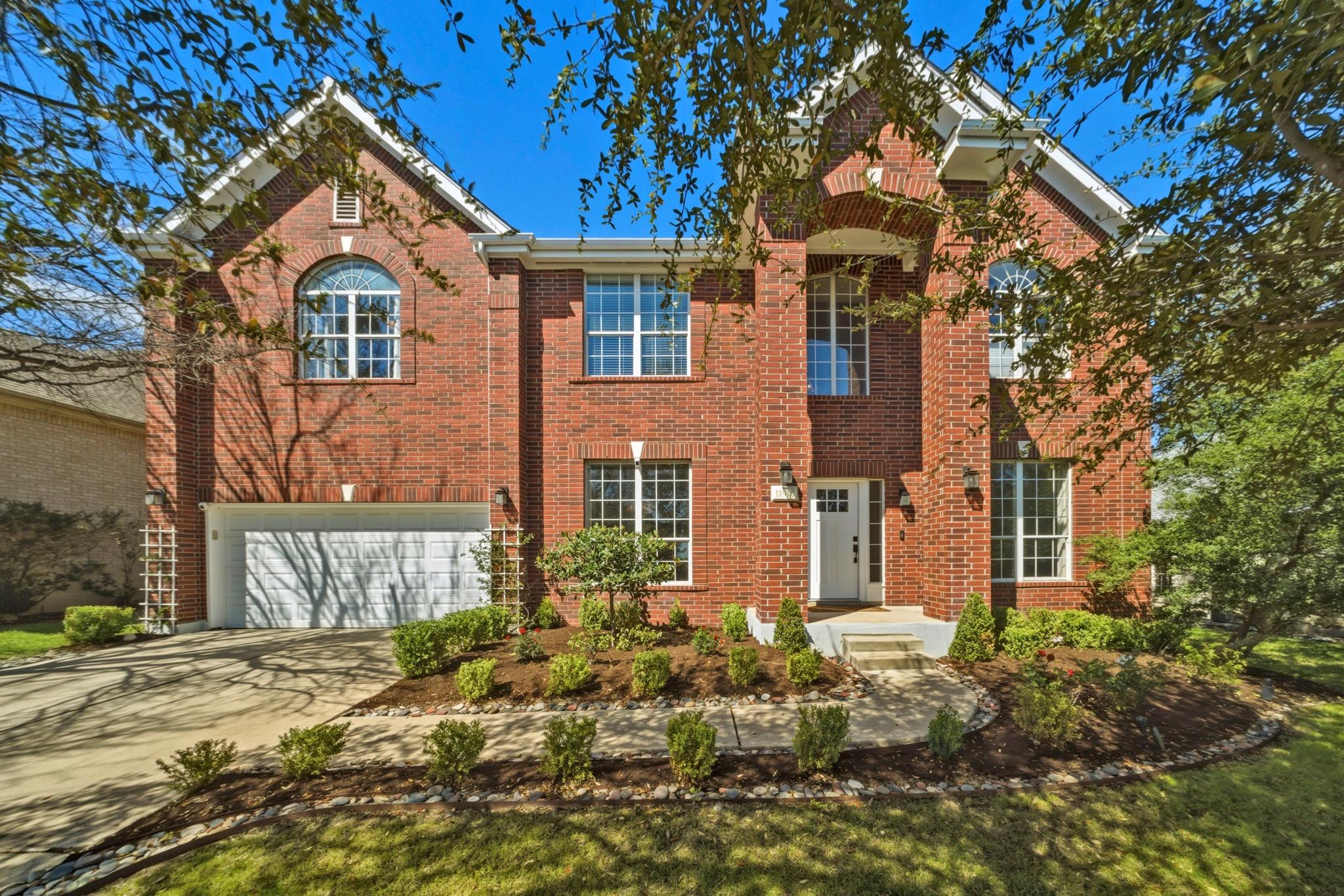 11916 LOOMIS Dr, Austin, TX 78738