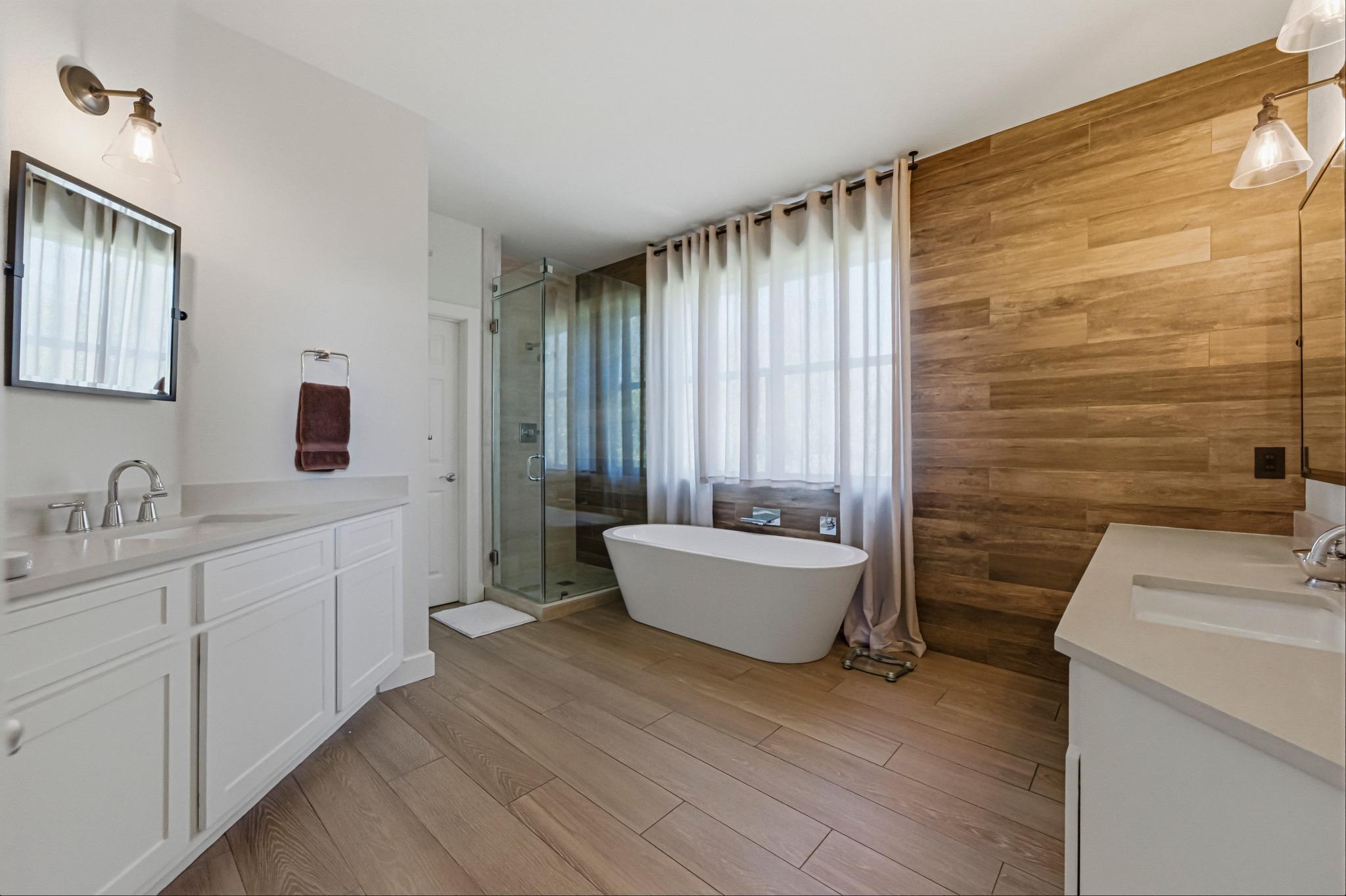 11916 LOOMIS Dr, Austin, TX 78738