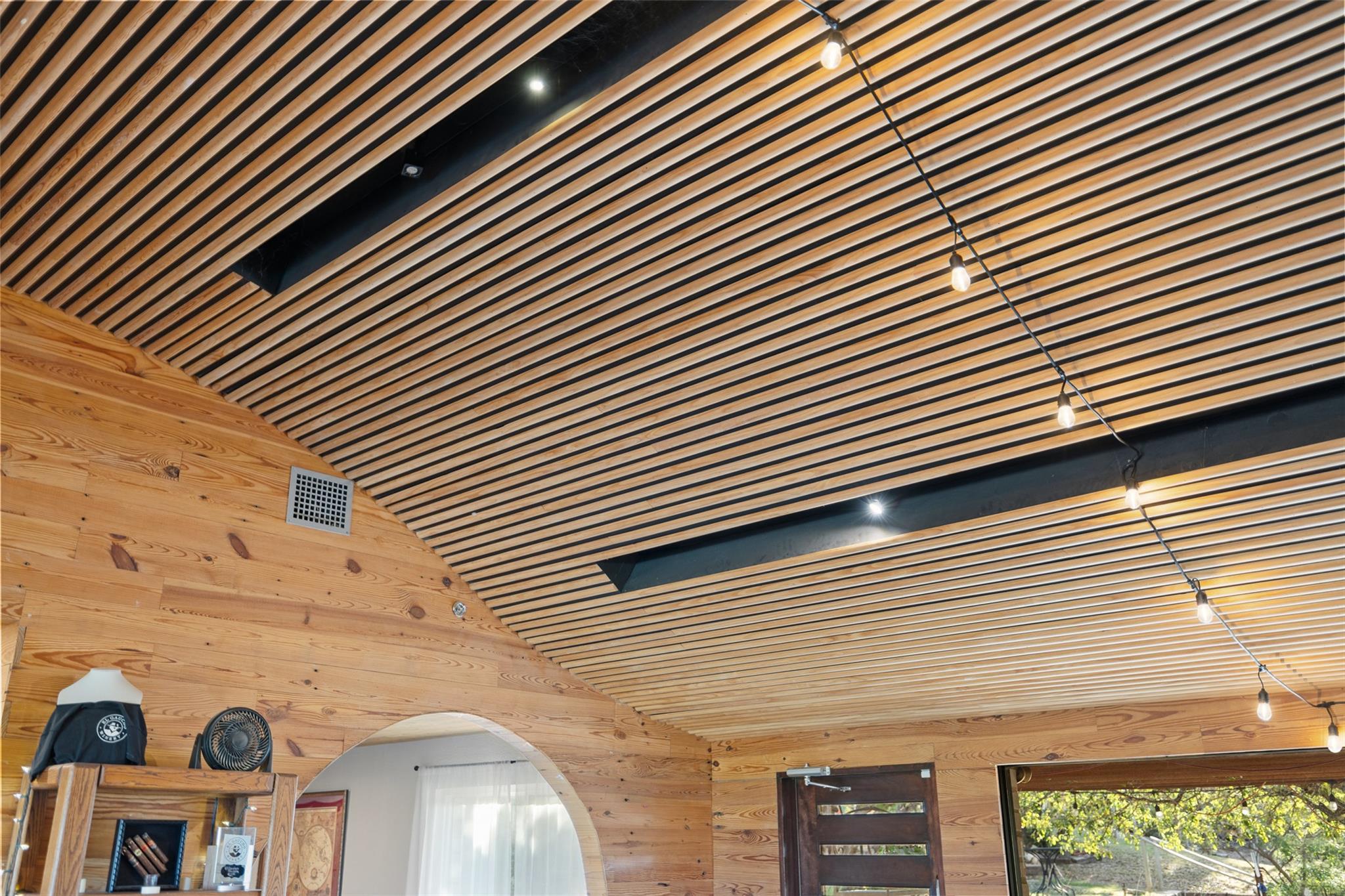 21301 Kathy Ln, Spicewood, TX 78669