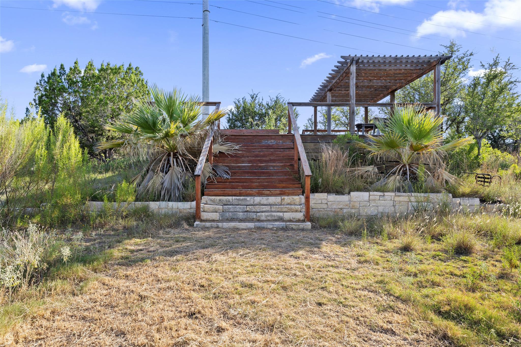 21301 Kathy Ln, Spicewood, TX 78669