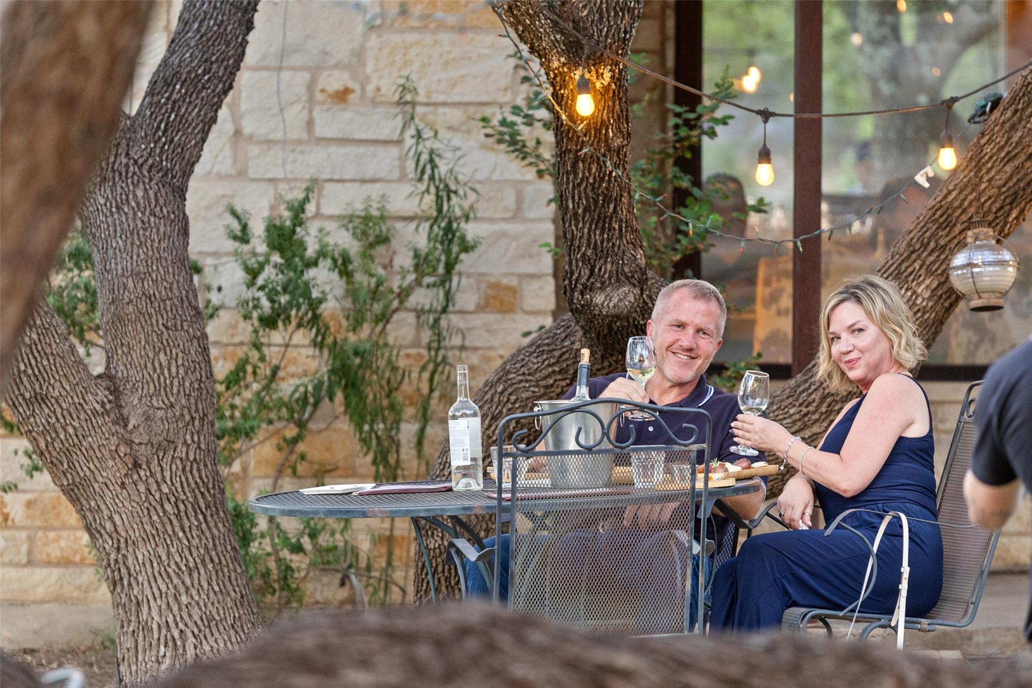 21301 Kathy Ln, Spicewood, TX 78669