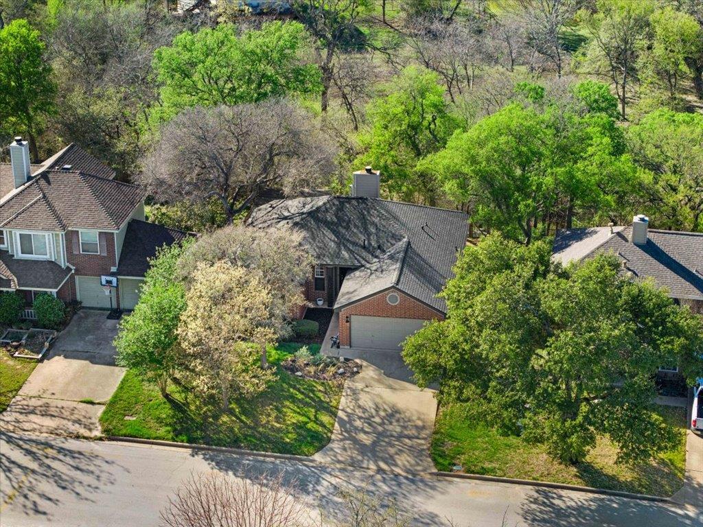 11028 Whiskey River Dr, Austin, TX 78748