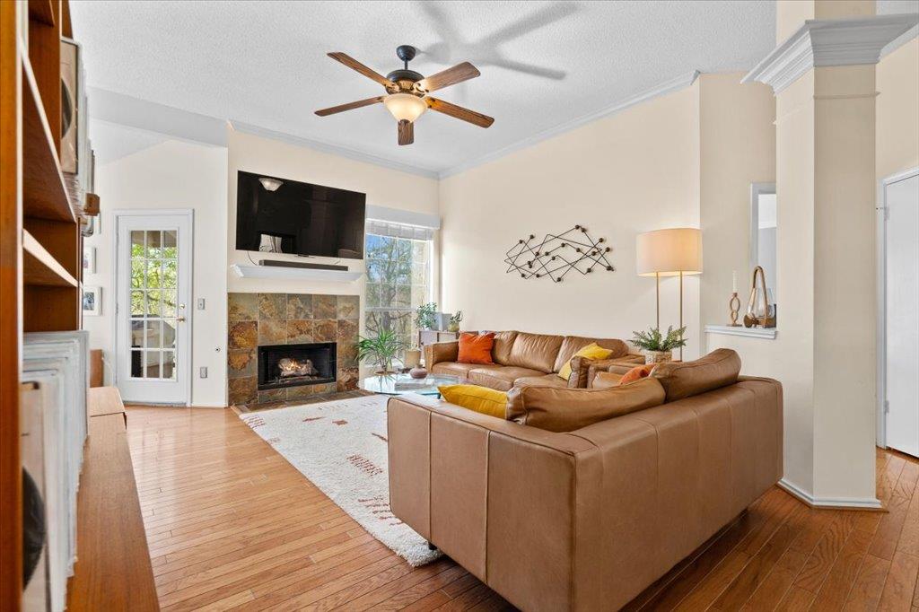 11028 Whiskey River Dr, Austin, TX 78748