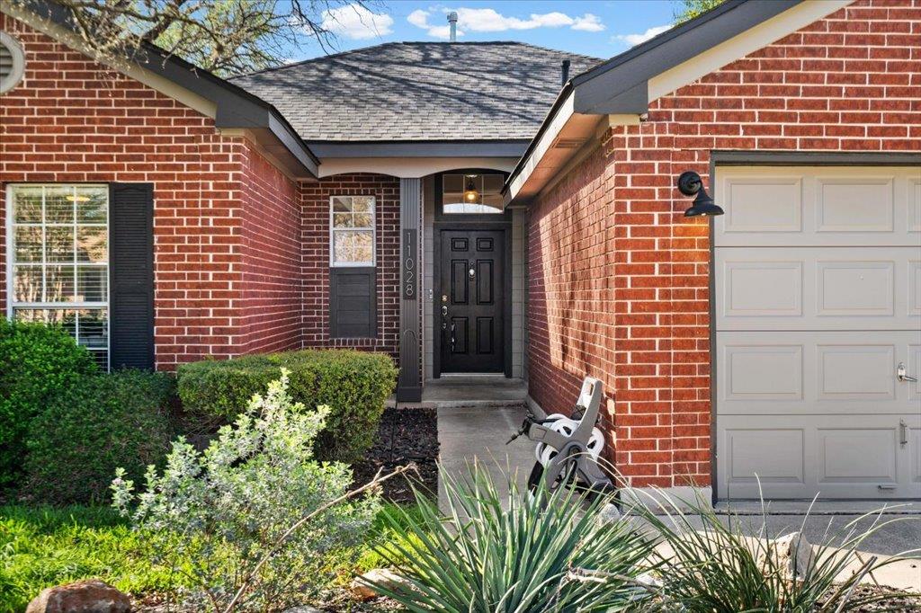 11028 Whiskey River Dr, Austin, TX 78748