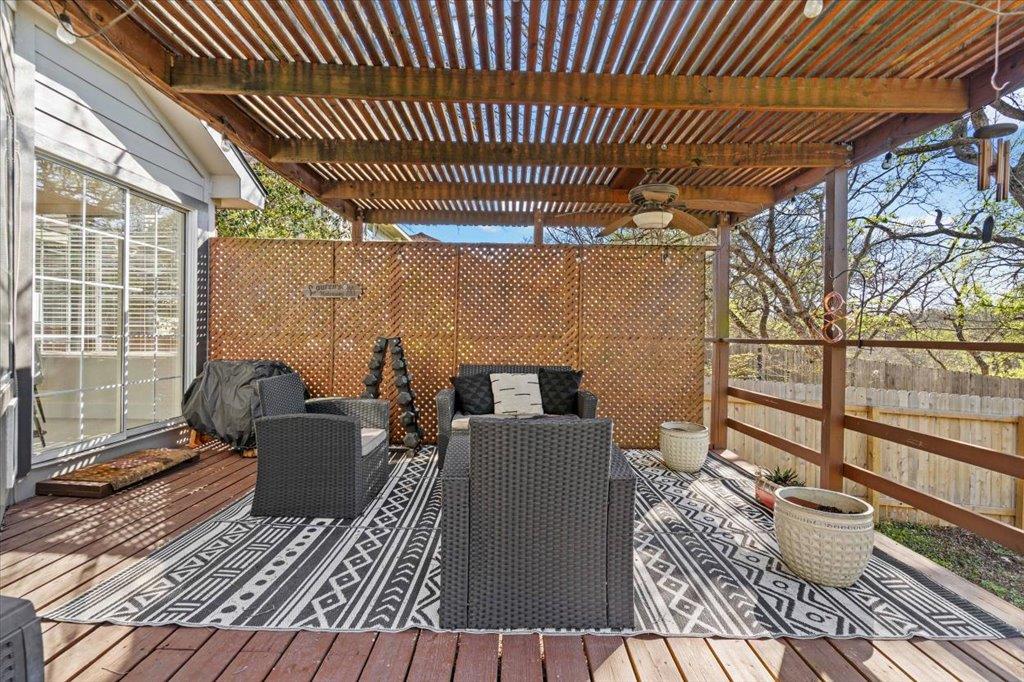 11028 Whiskey River Dr, Austin, TX 78748