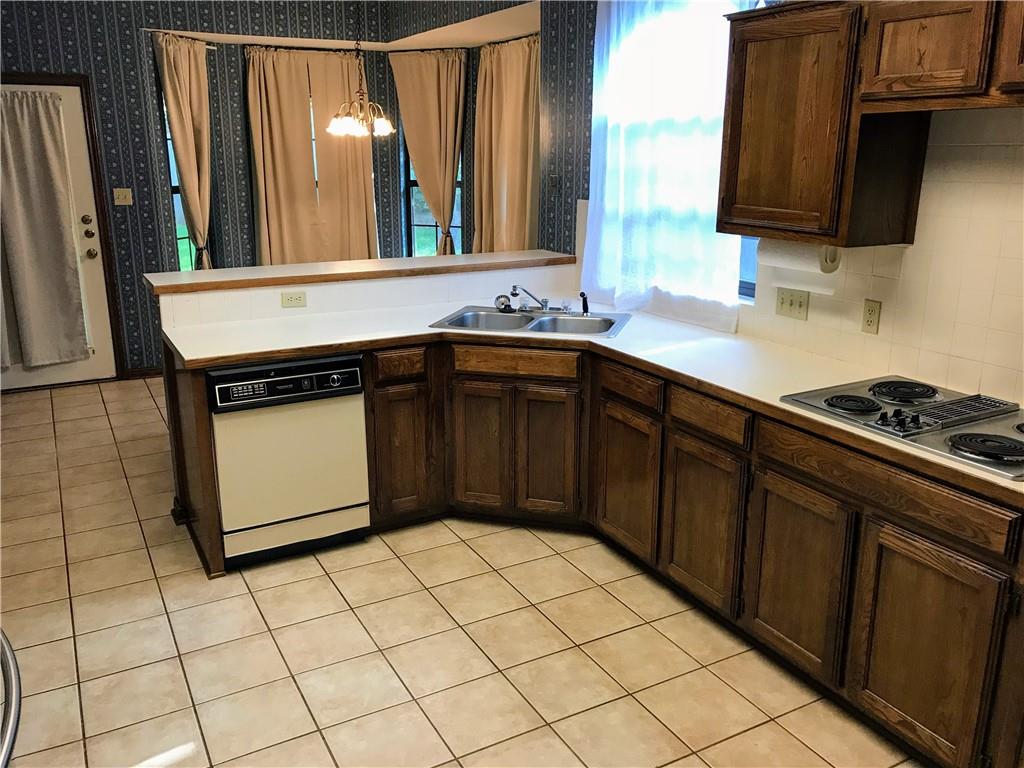 6104 John Chisum Ln, Austin, TX 78749