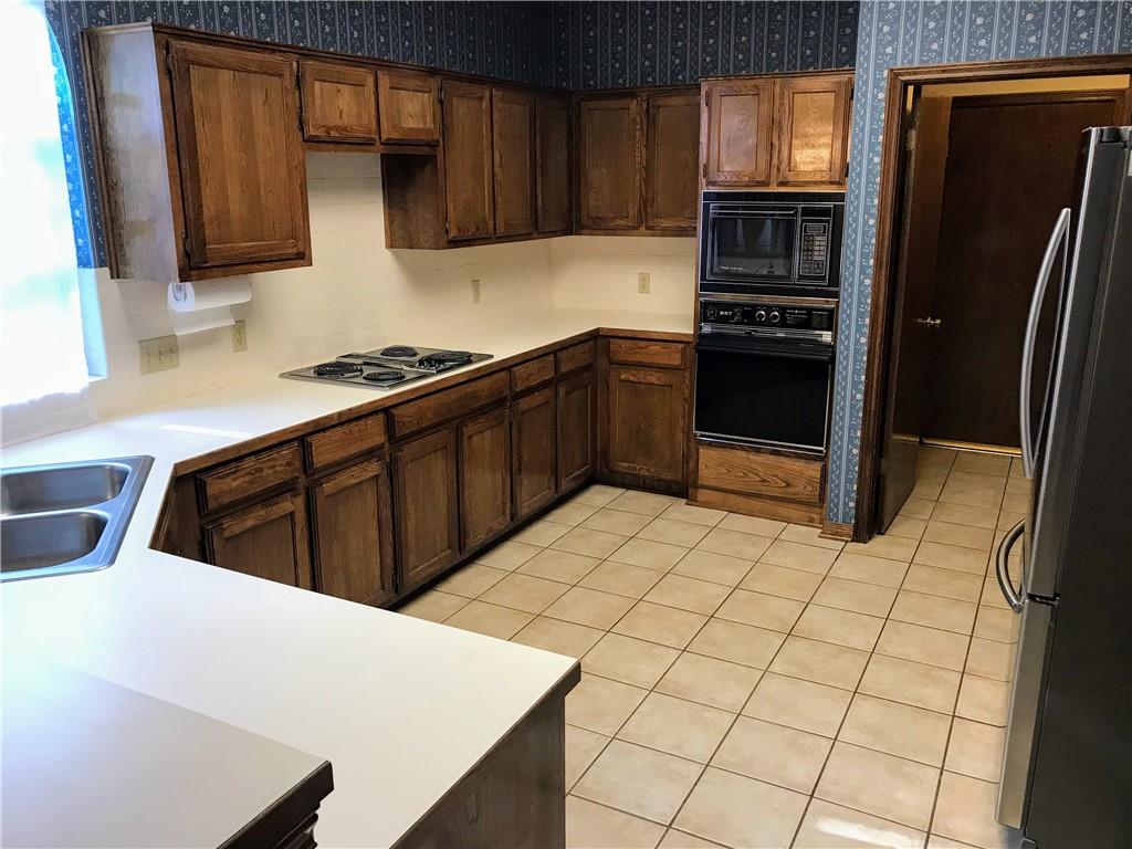 6104 John Chisum Ln, Austin, TX 78749