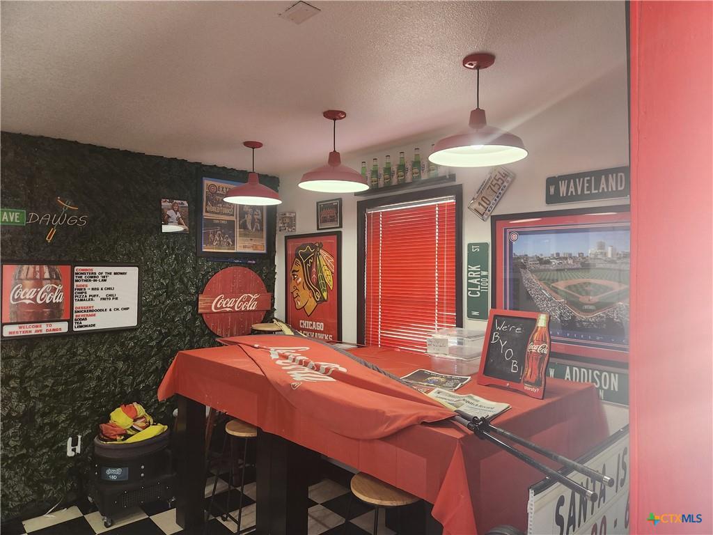 1004 S Key Ave, Lampasas, TX 76550