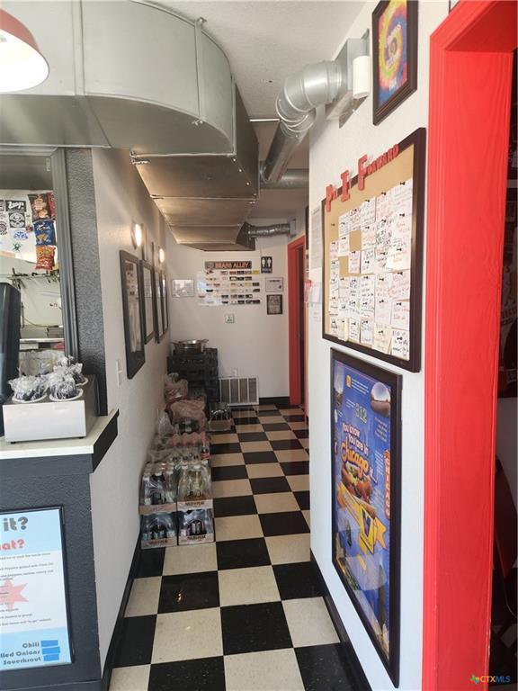 1004 S Key Ave, Lampasas, TX 76550