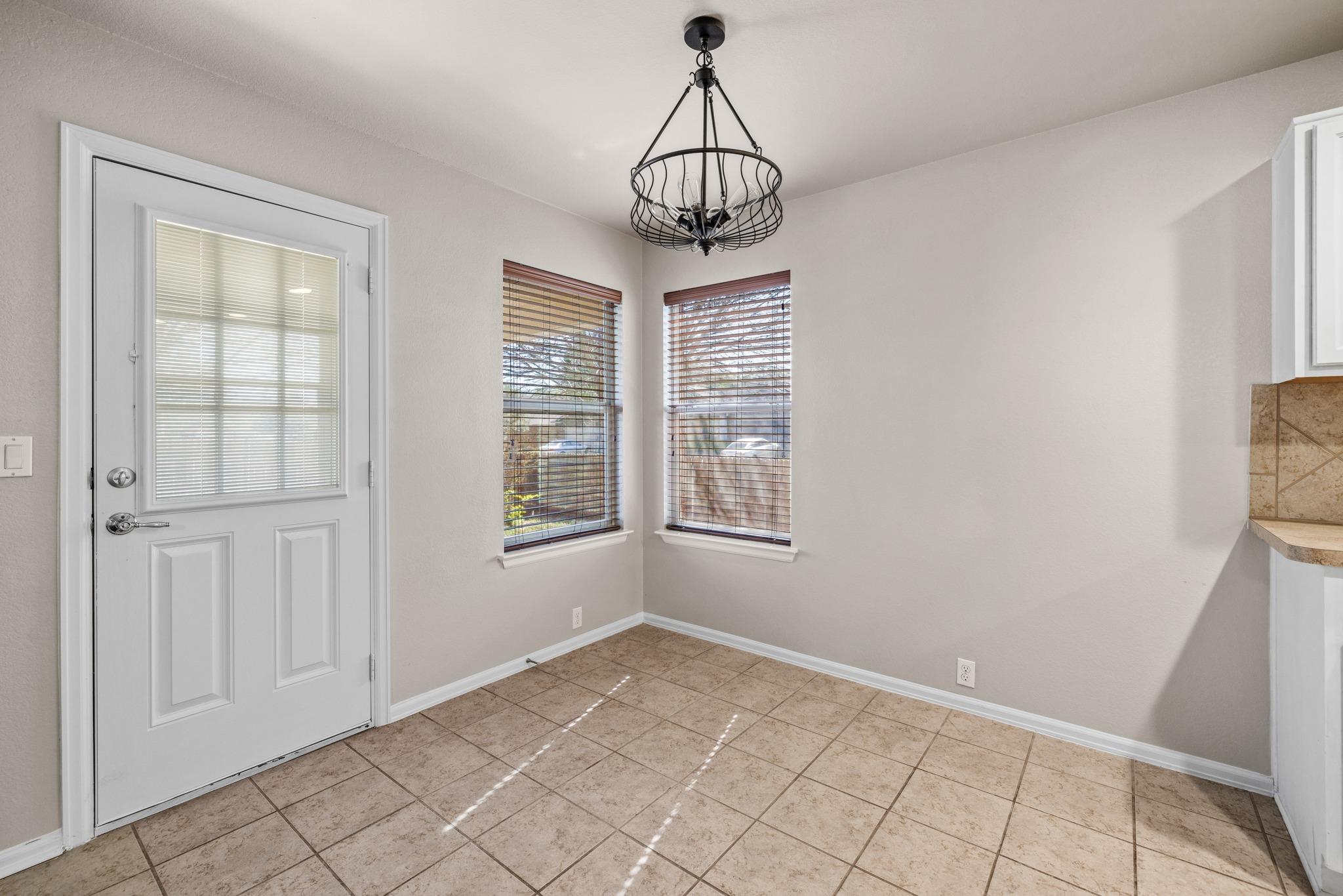 217 Inca Dove Ln, Leander, TX 78641