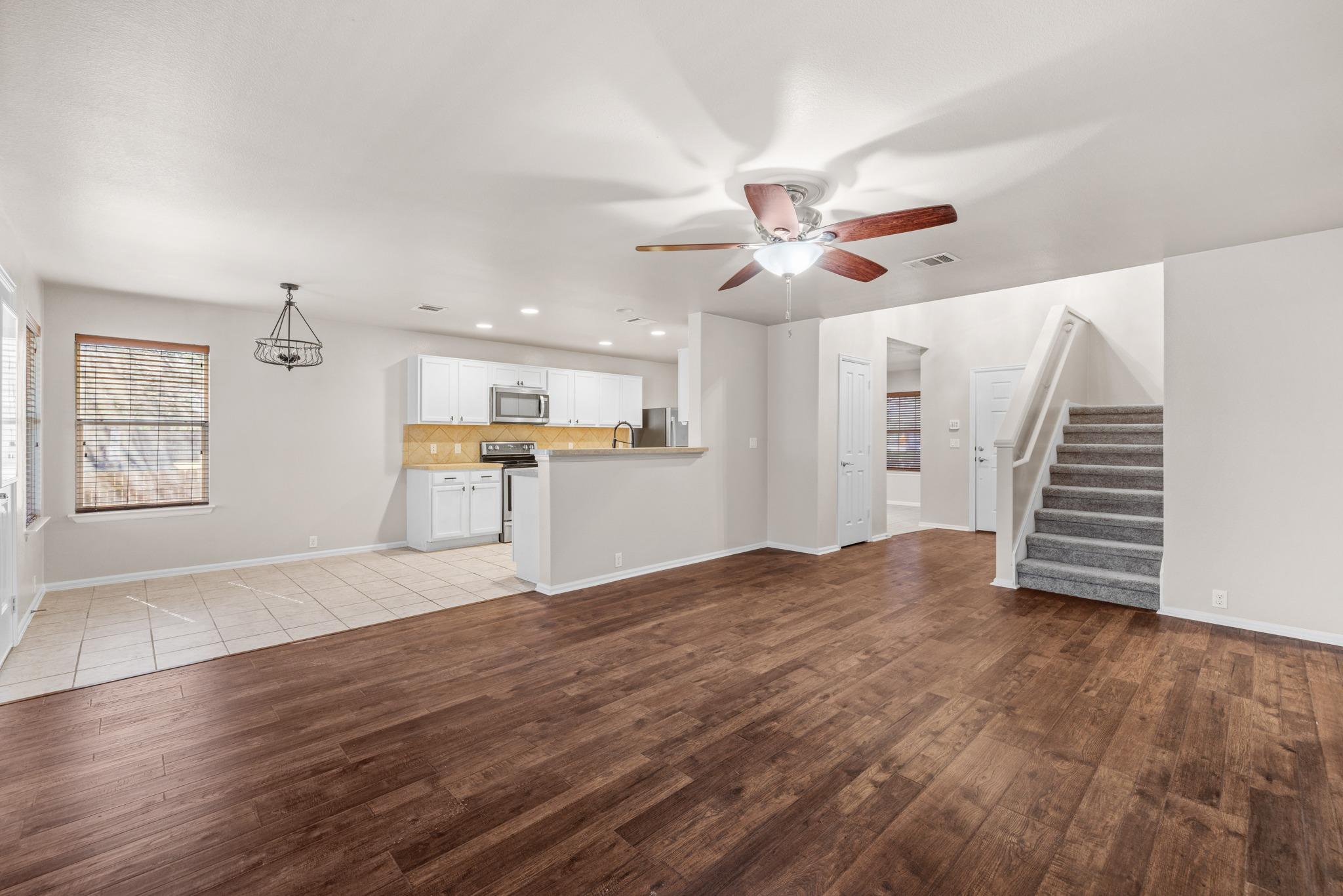 217 Inca Dove Ln, Leander, TX 78641