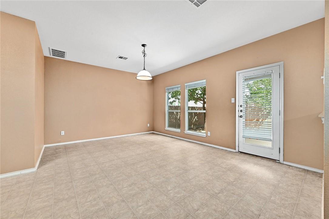 2049 Rachel Ln, Round Rock, TX 78664