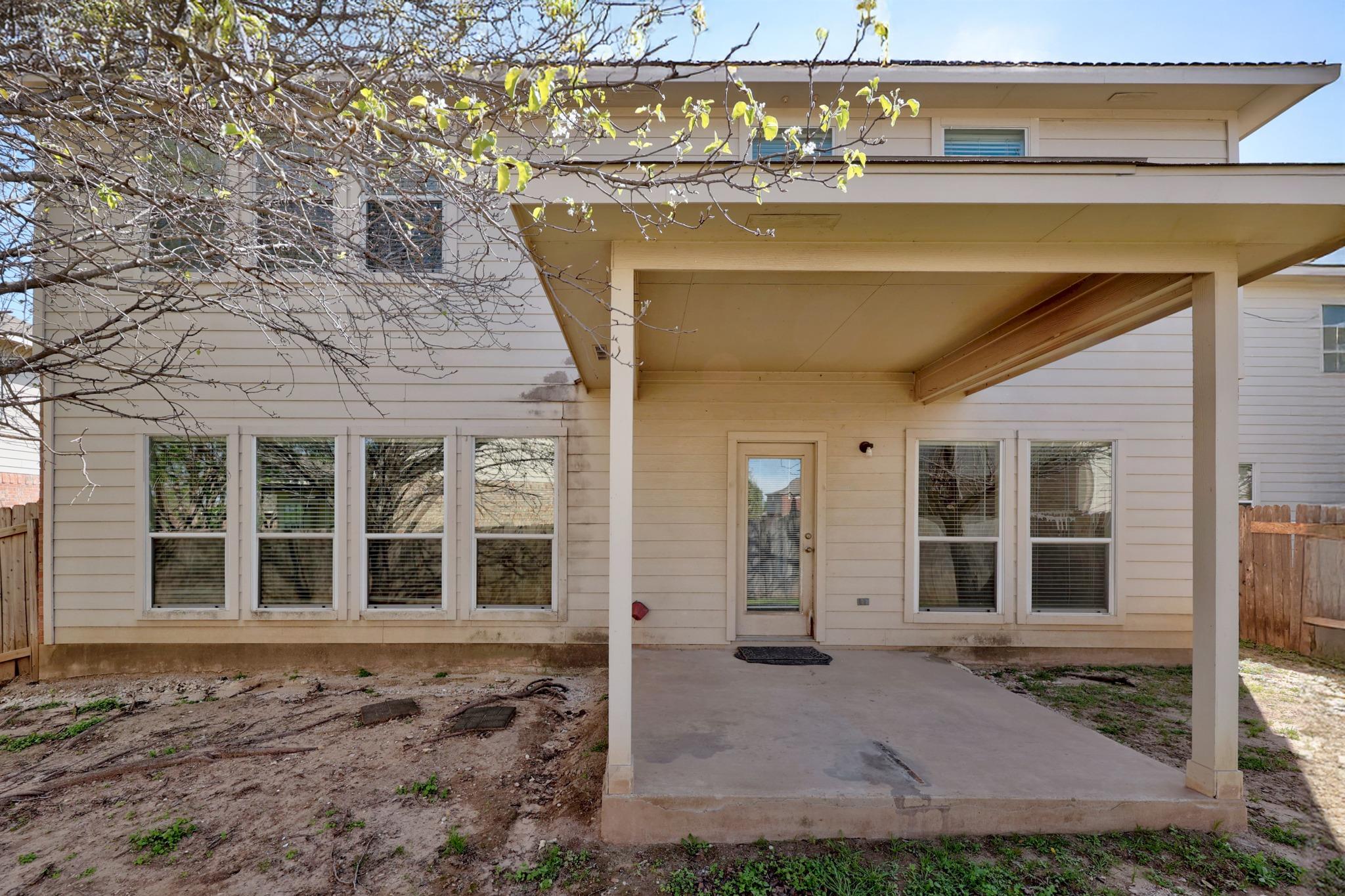 2049 Rachel Ln, Round Rock, TX 78664