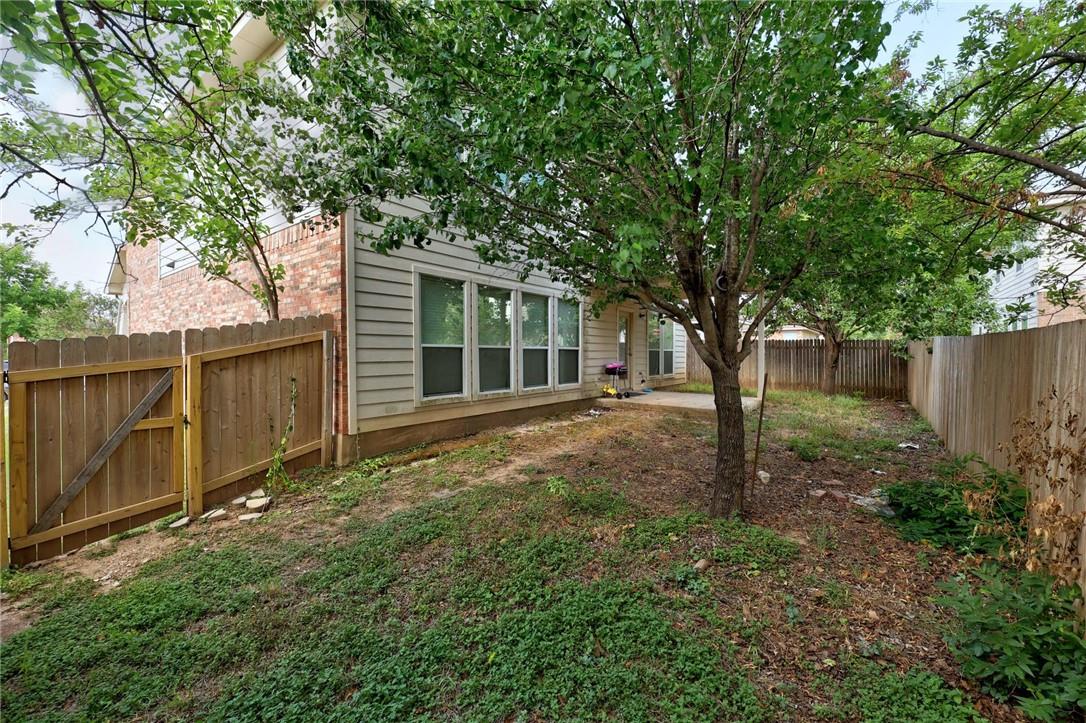 2049 Rachel Ln, Round Rock, TX 78664