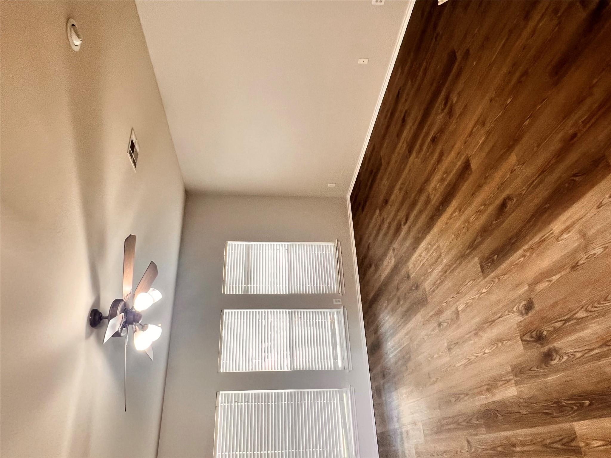 2049 Rachel Ln, Round Rock, TX 78664