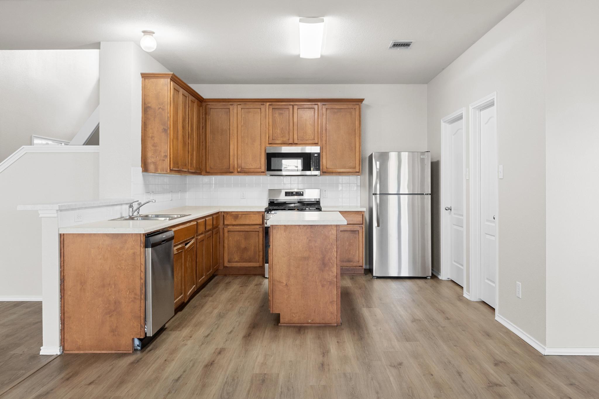 2049 Rachel Ln, Round Rock, TX 78664