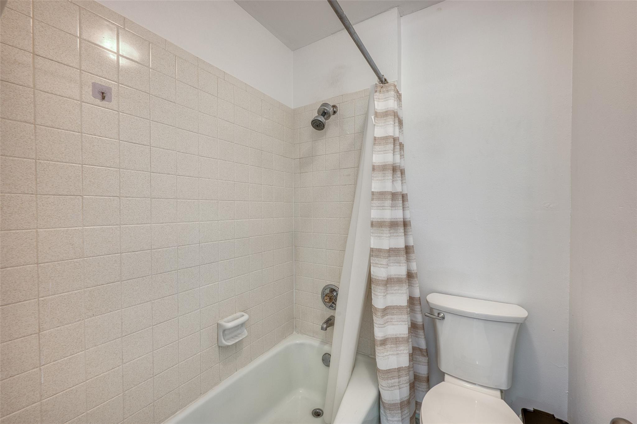 1209 Hi Stirrup # 113, Horseshoe Bay, TX 78657