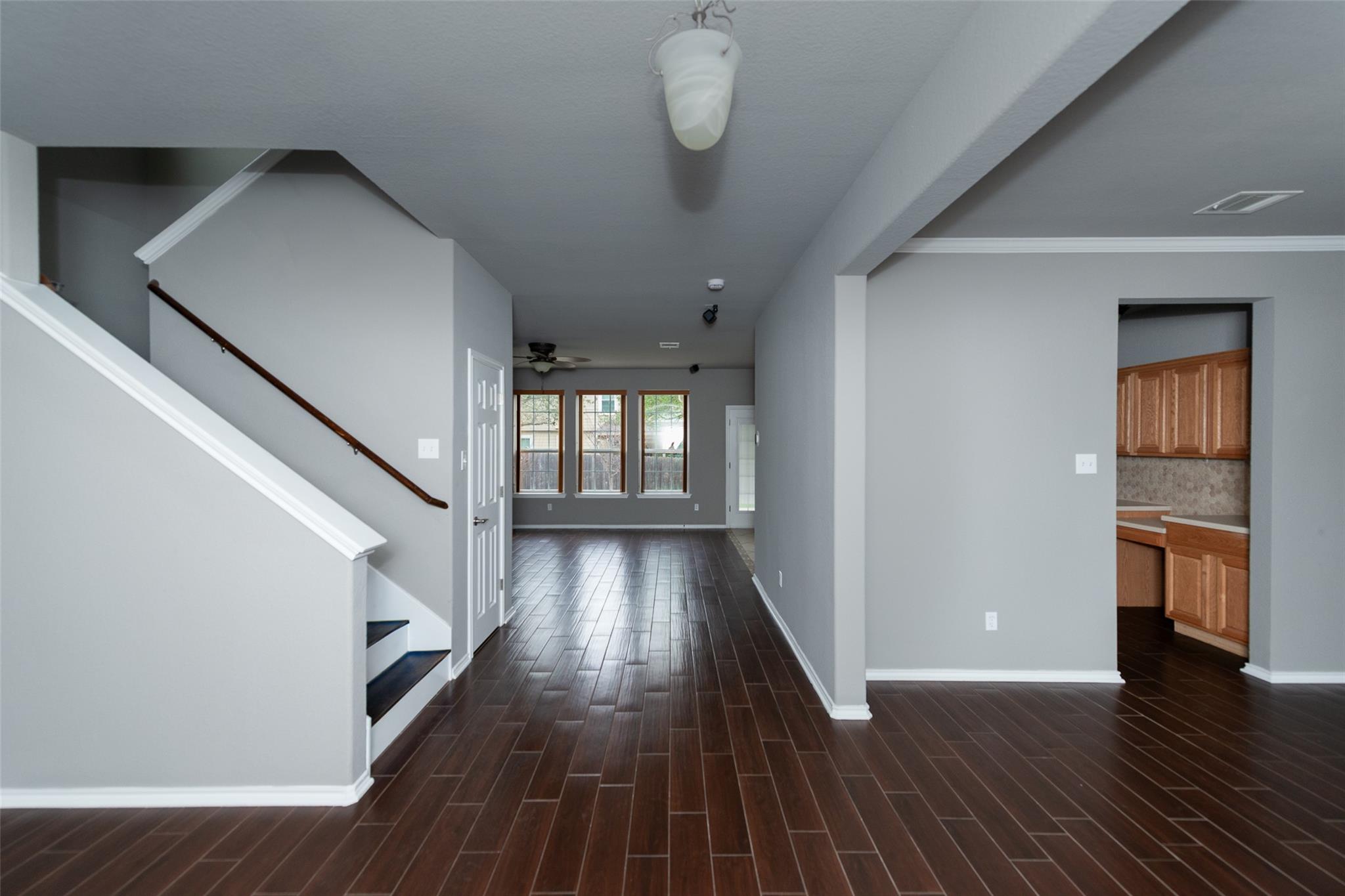 184 Tulip Cv, Kyle, TX 78640