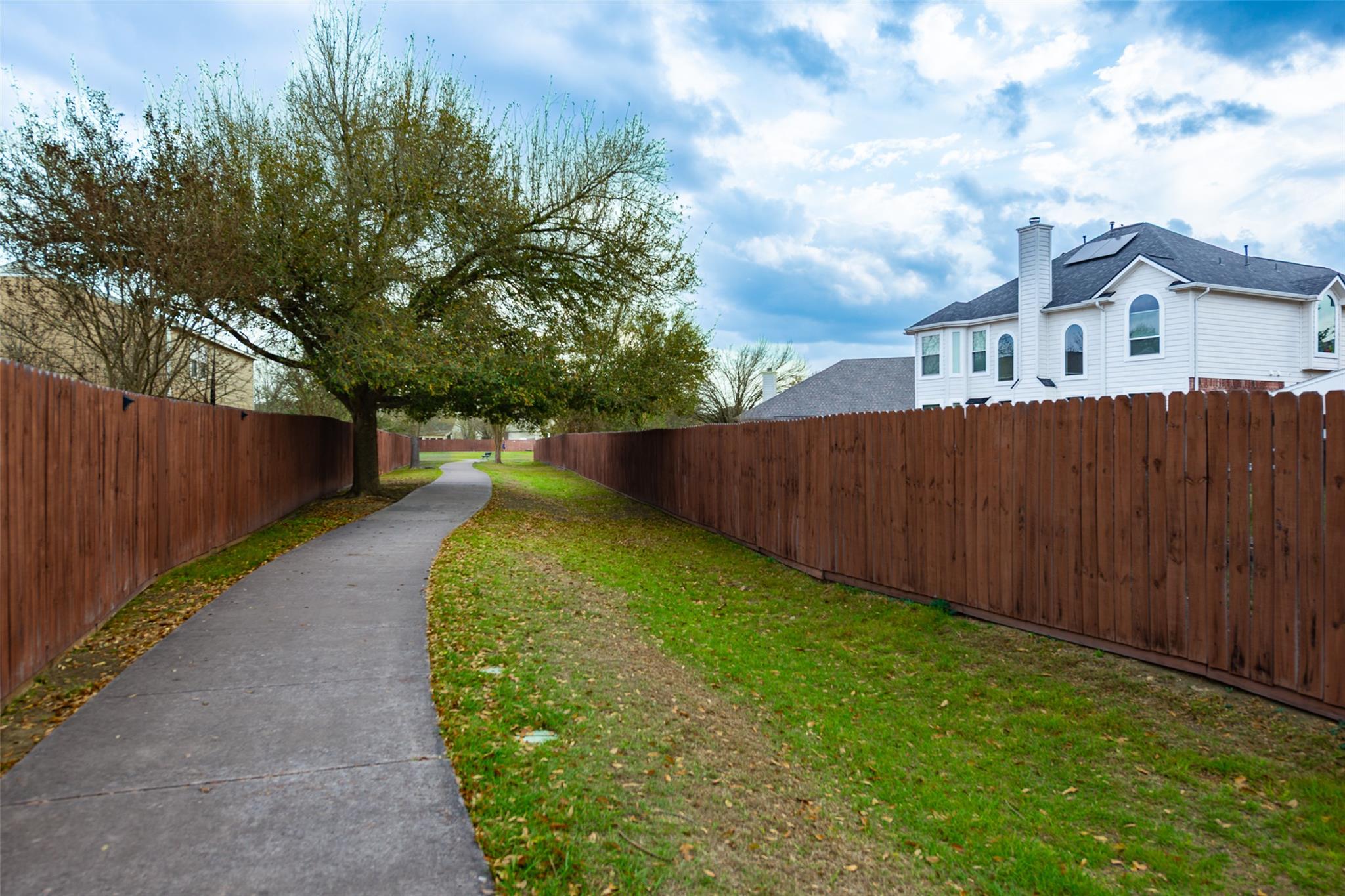 184 Tulip Cv, Kyle, TX 78640