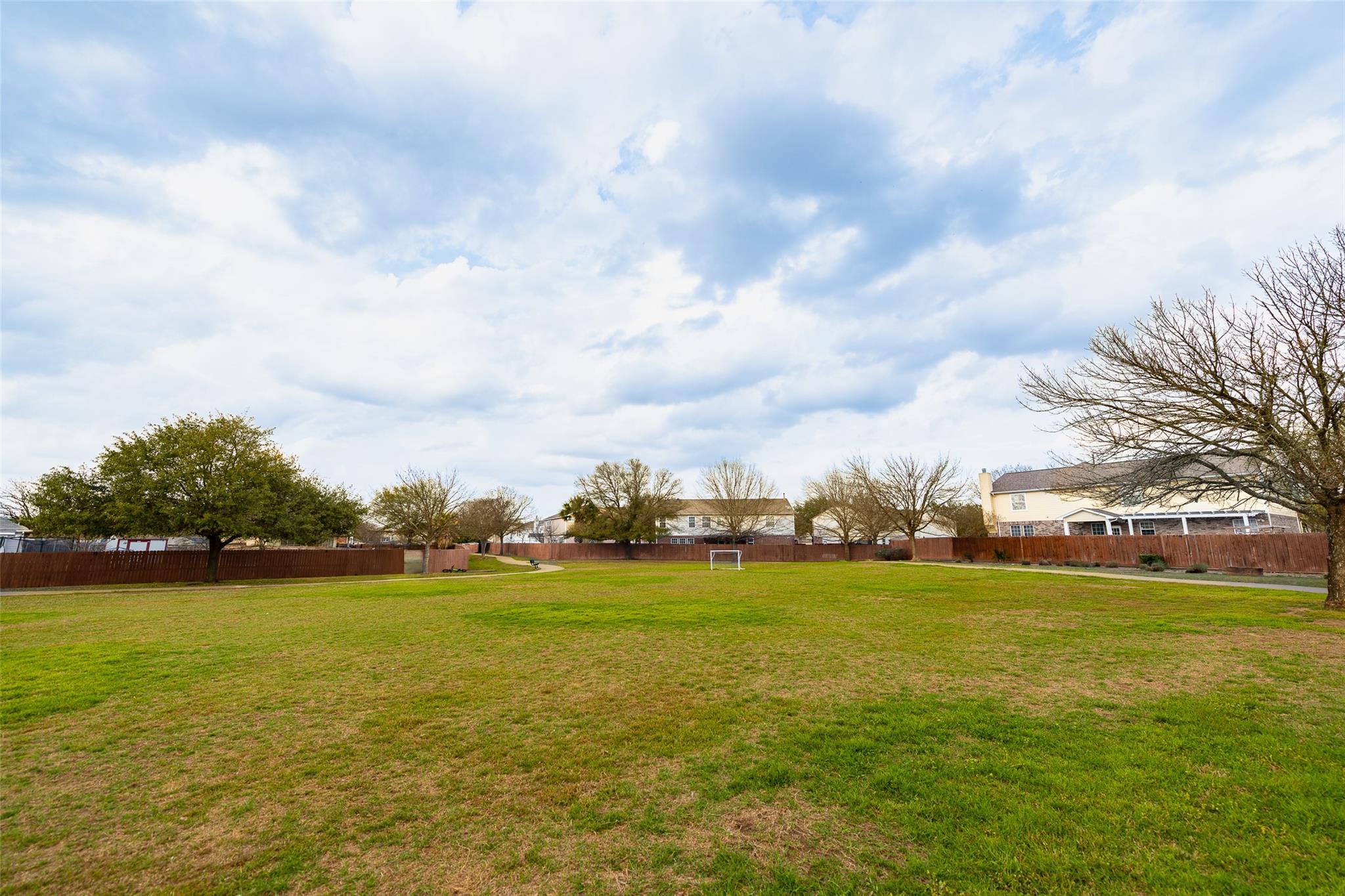 184 Tulip Cv, Kyle, TX 78640