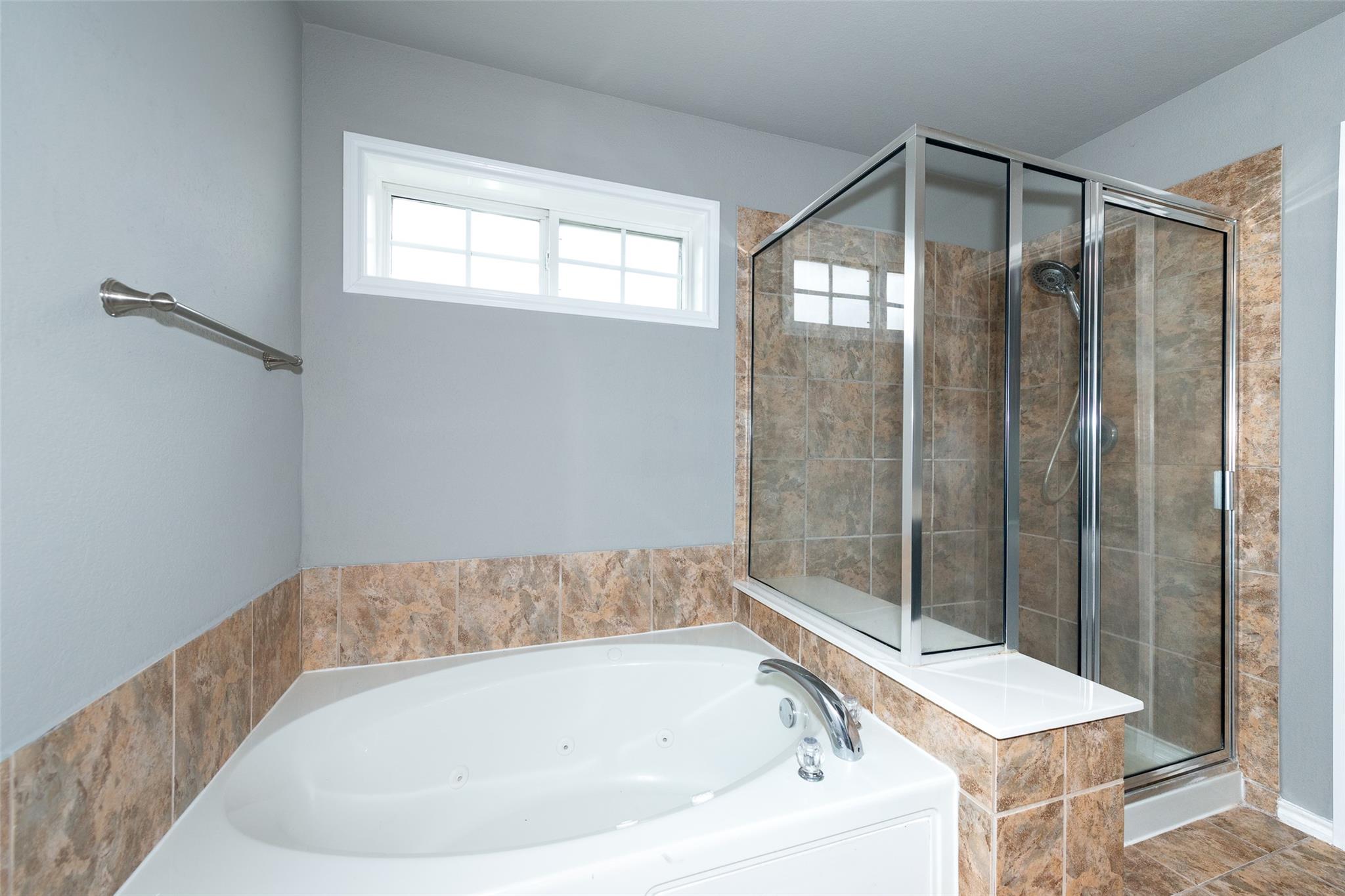 184 Tulip Cv, Kyle, TX 78640