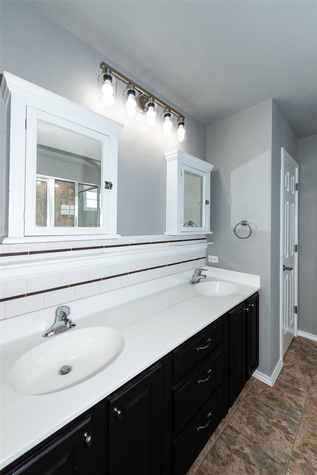 184 Tulip Cv, Kyle, TX 78640