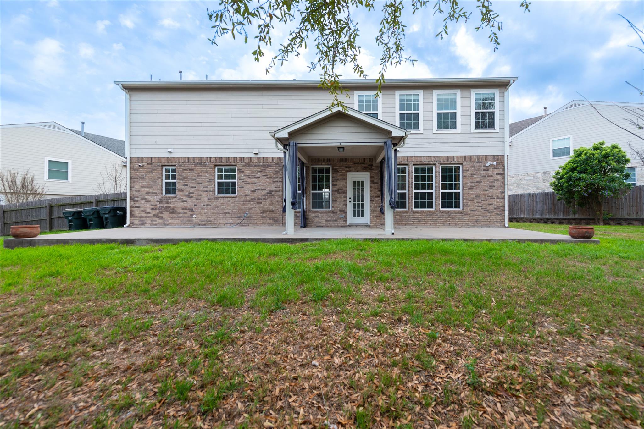 184 Tulip Cv, Kyle, TX 78640