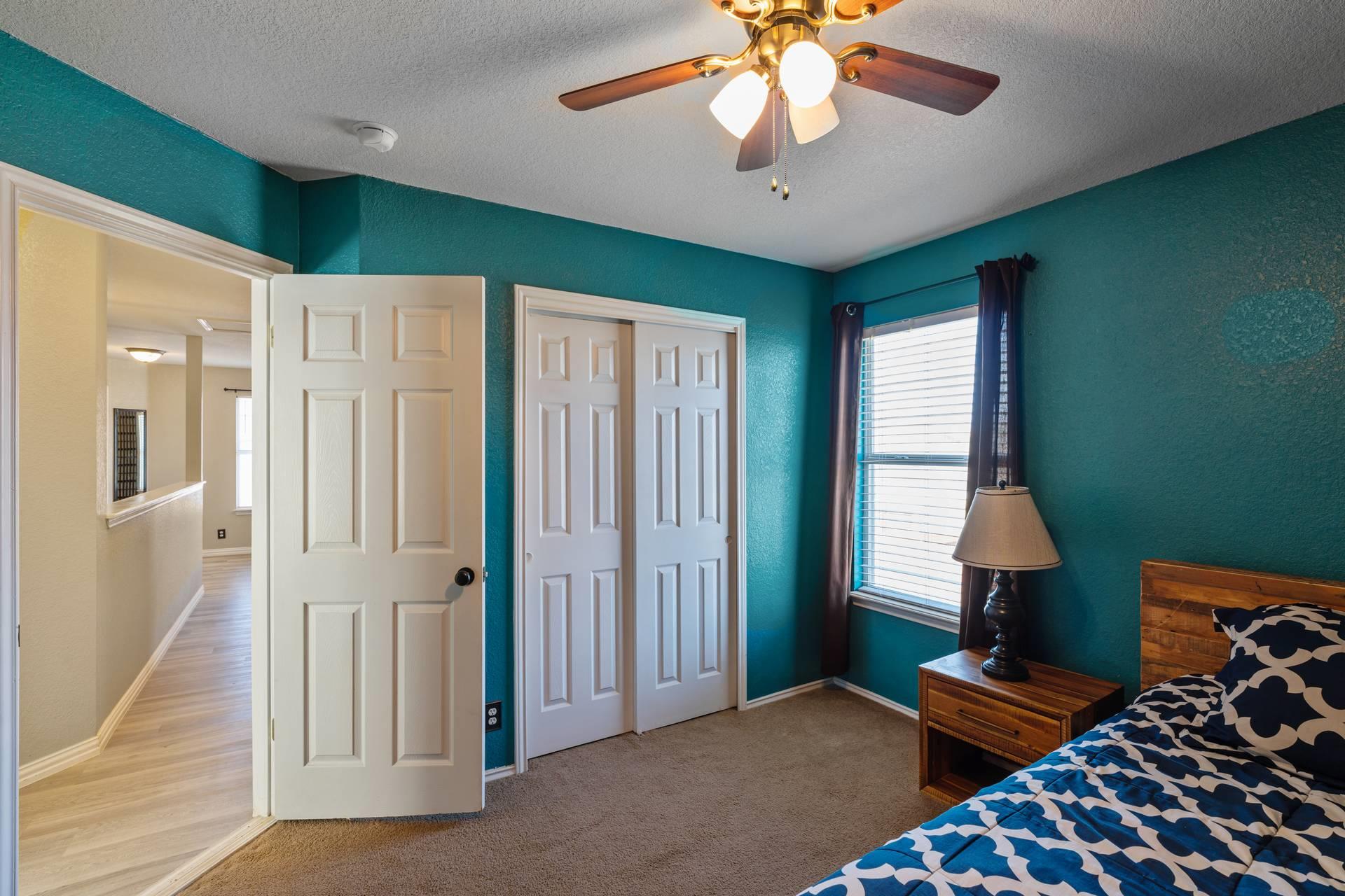 103 Ryan Cv, Hutto, TX 78634