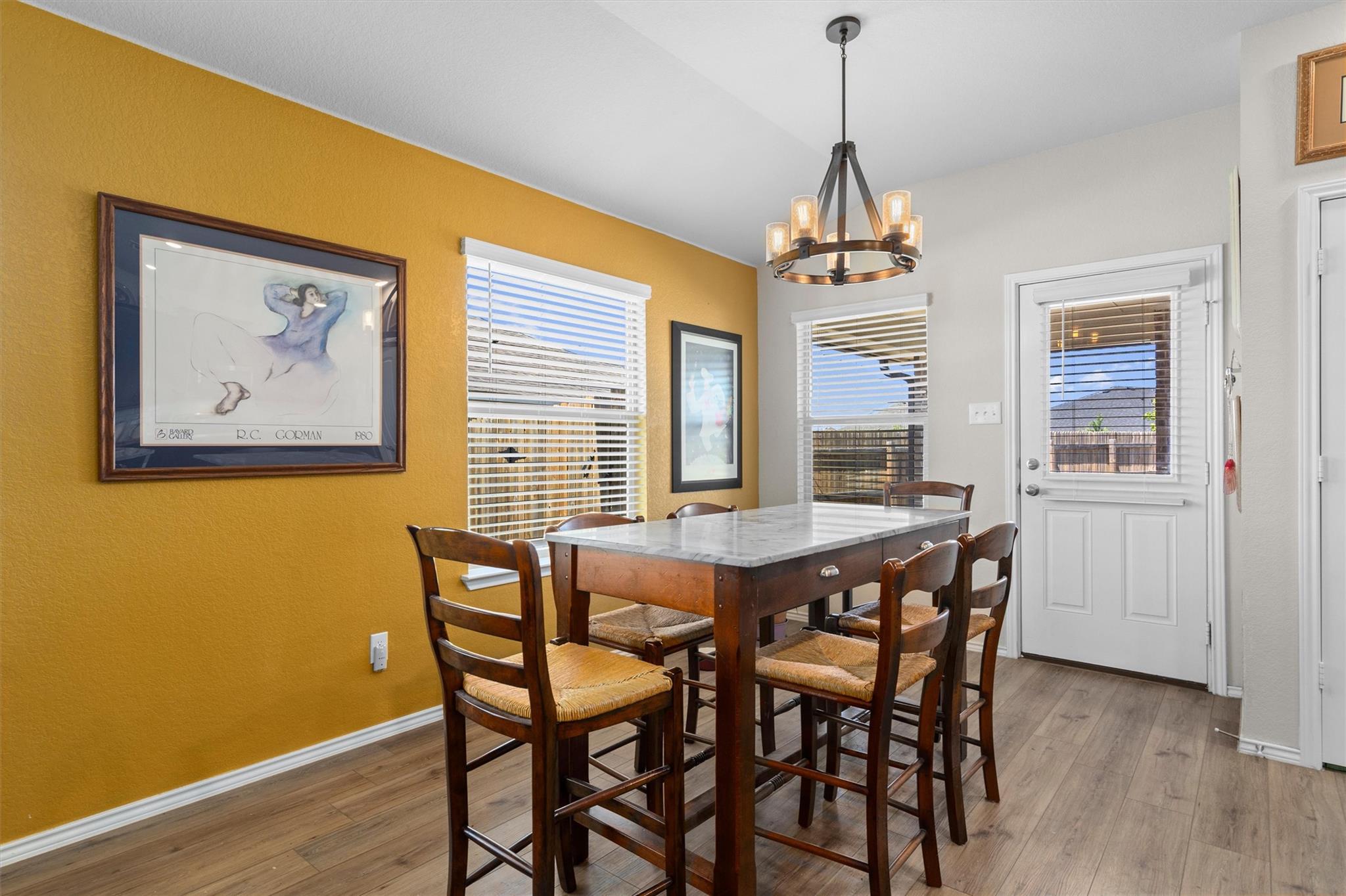 214 Nathaniel Dr, Taylor, TX 76574