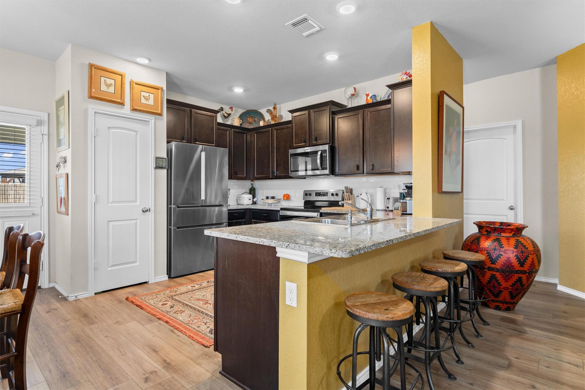 214 Nathaniel Dr, Taylor, TX 76574