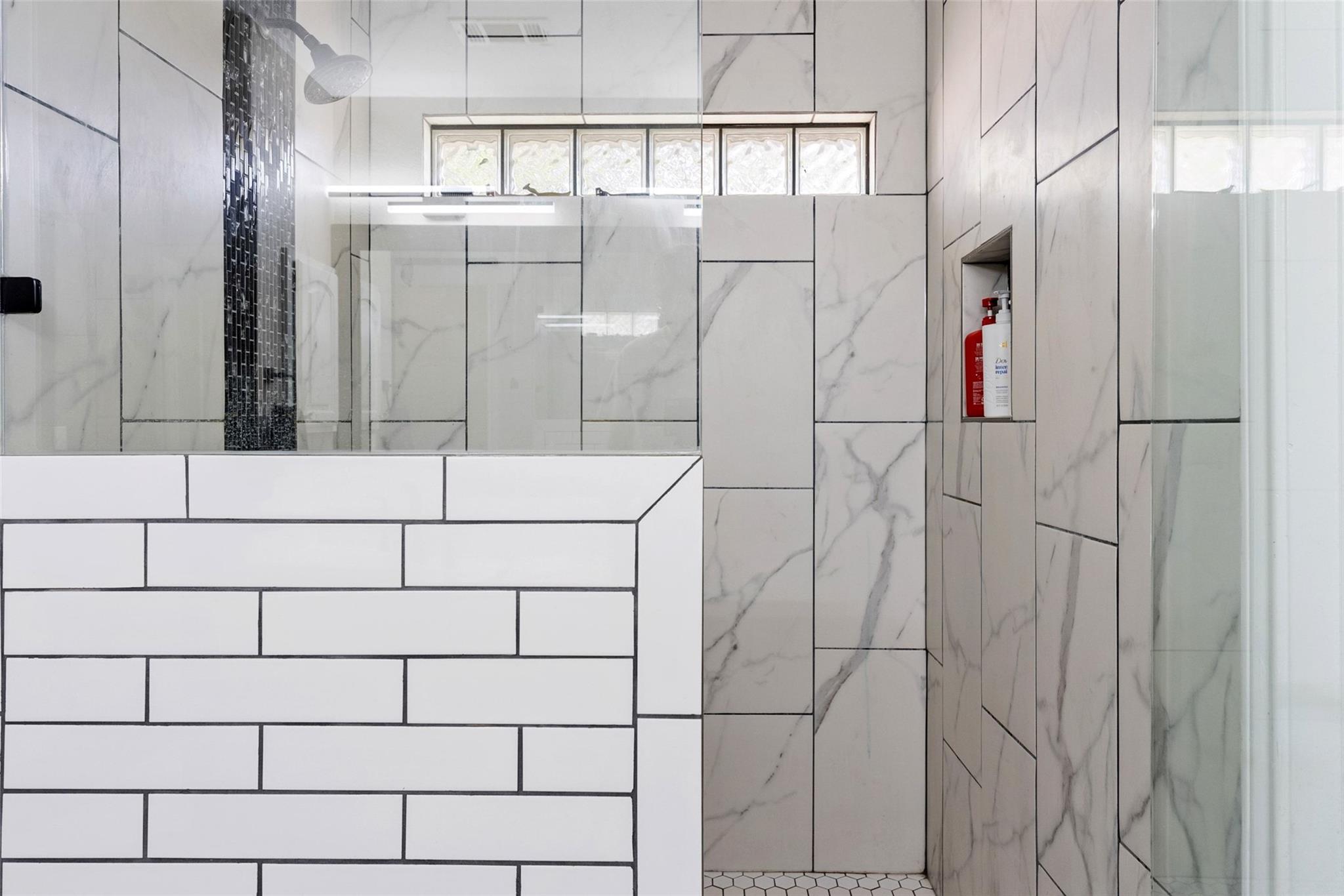 2026 Dripping Spgs, New Braunfels, TX 78130