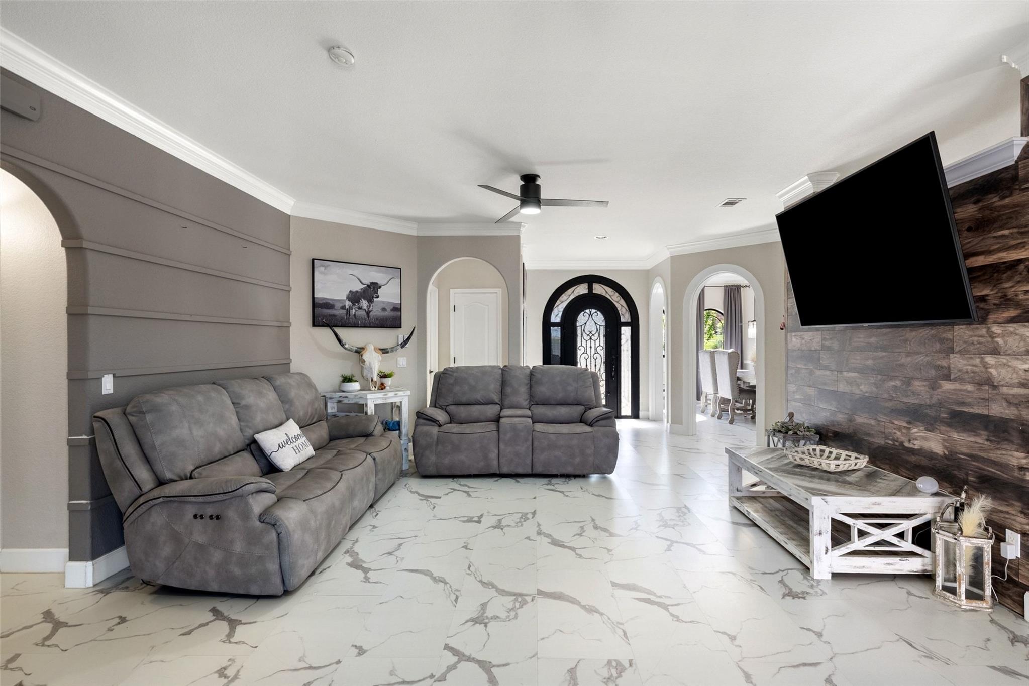 2026 Dripping Spgs, New Braunfels, TX 78130