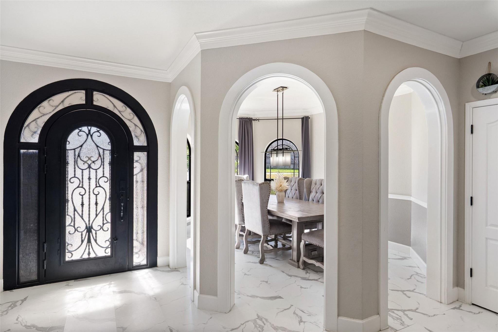 2026 Dripping Spgs, New Braunfels, TX 78130