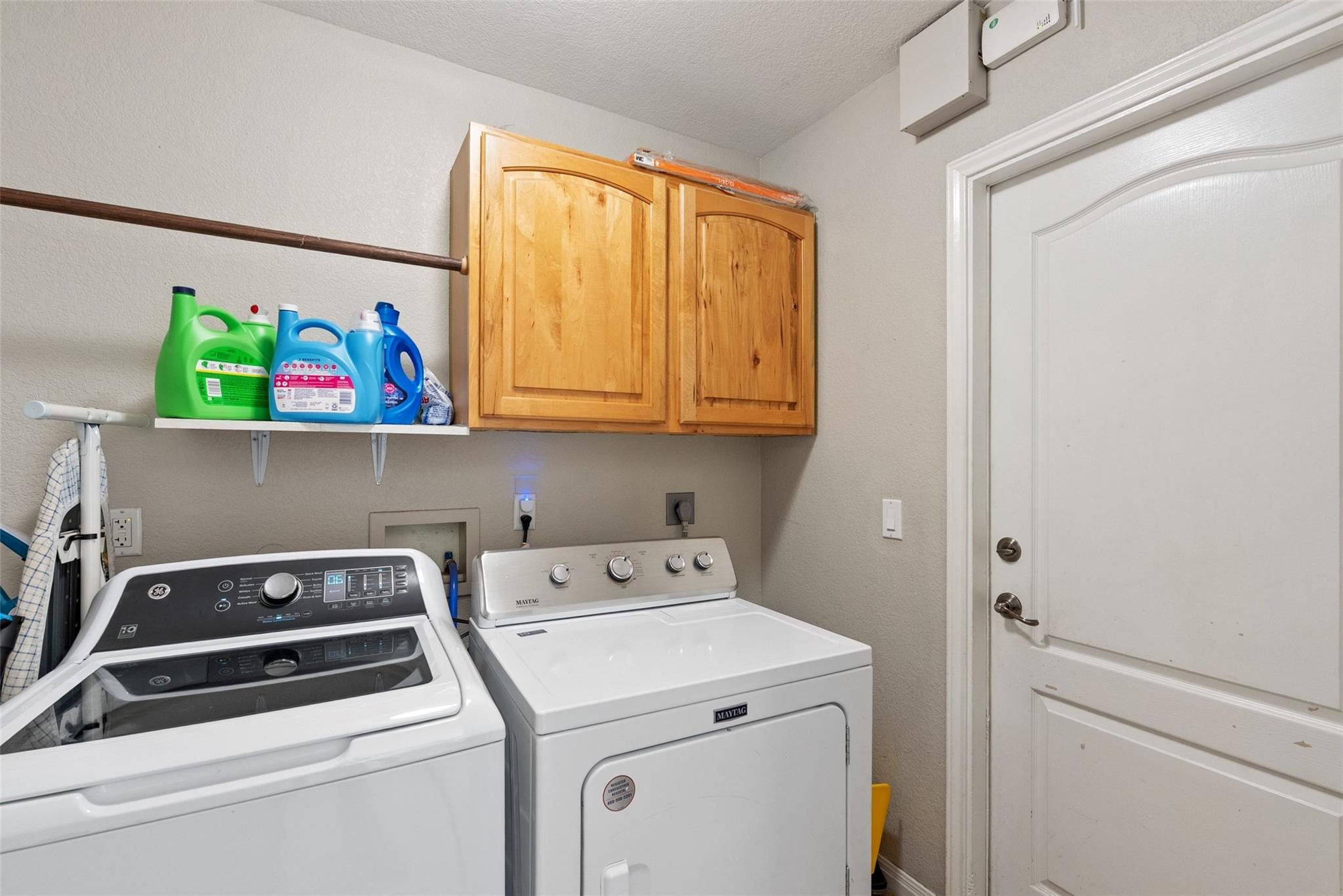 2026 Dripping Spgs, New Braunfels, TX 78130