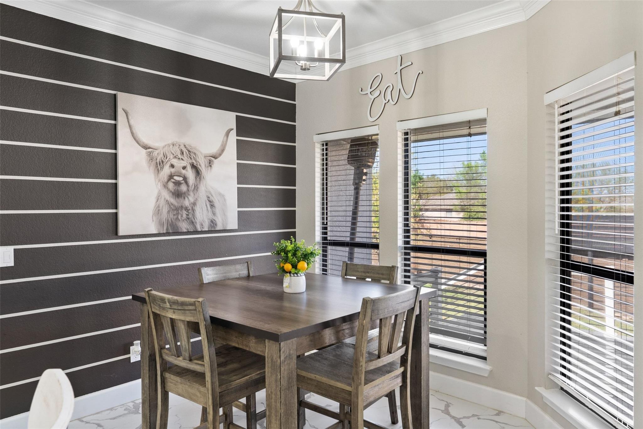 2026 Dripping Spgs, New Braunfels, TX 78130