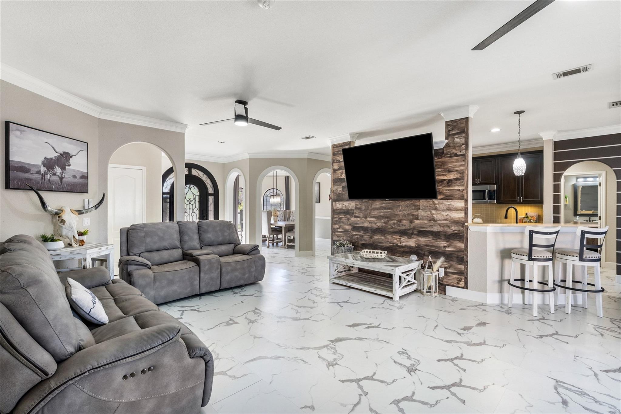 2026 Dripping Spgs, New Braunfels, TX 78130