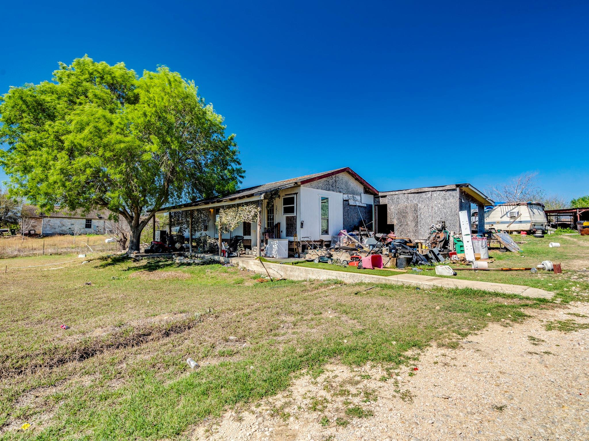 251 Twisted Crk, Kyle, TX 78640