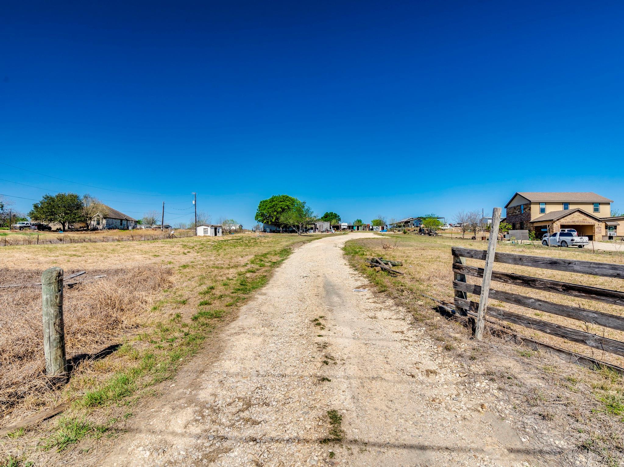251 Twisted Crk, Kyle, TX 78640