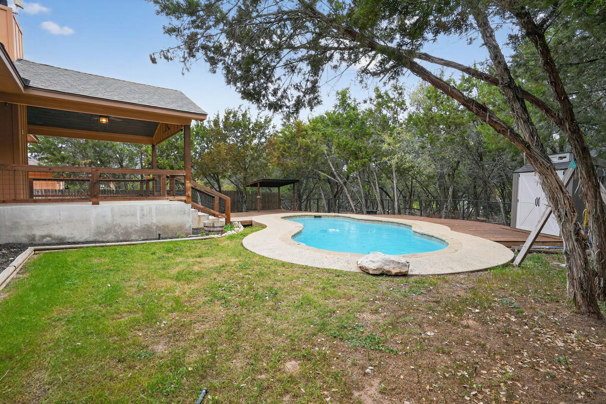 4 Redwood Cir, Wimberley, TX 78676