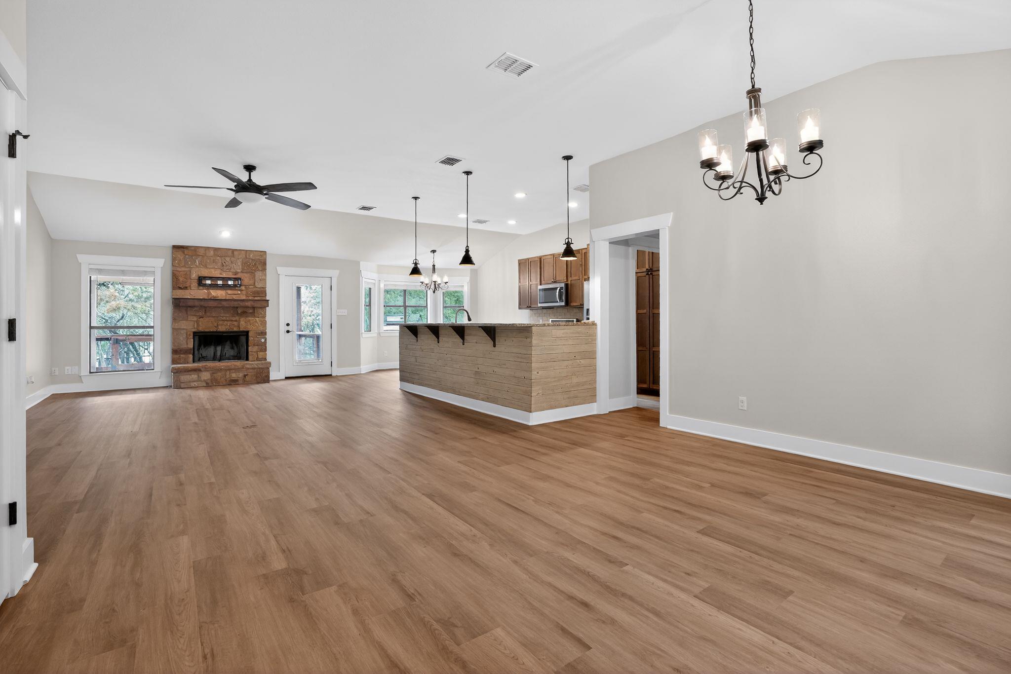 4 Redwood Cir, Wimberley, TX 78676