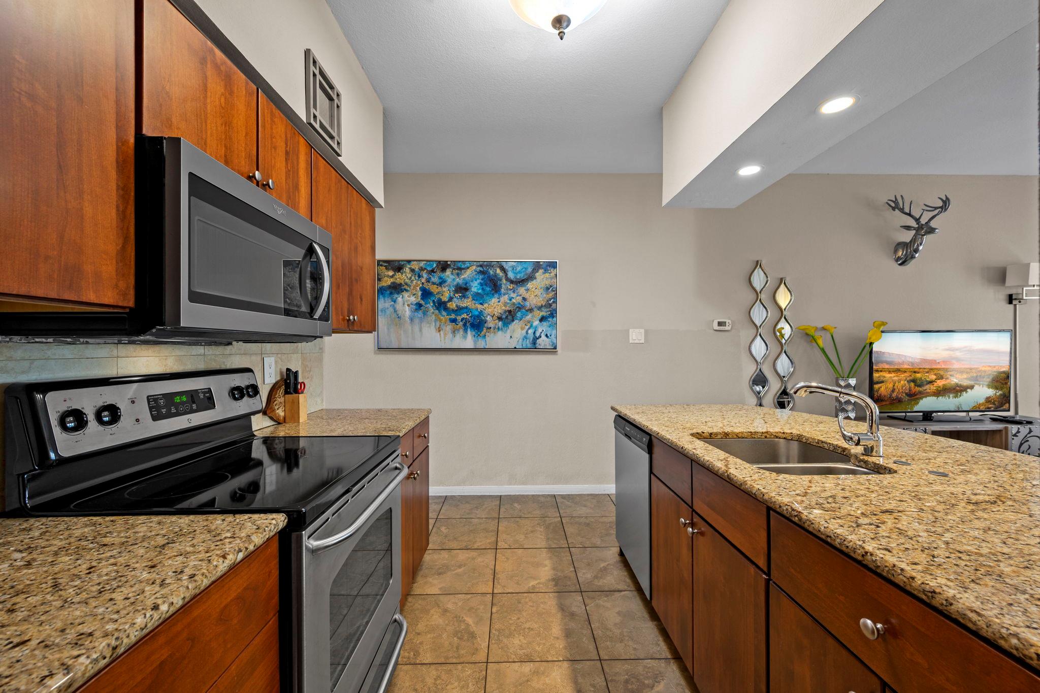 3404 American Dr # 2200, Lago Vista, TX 78645