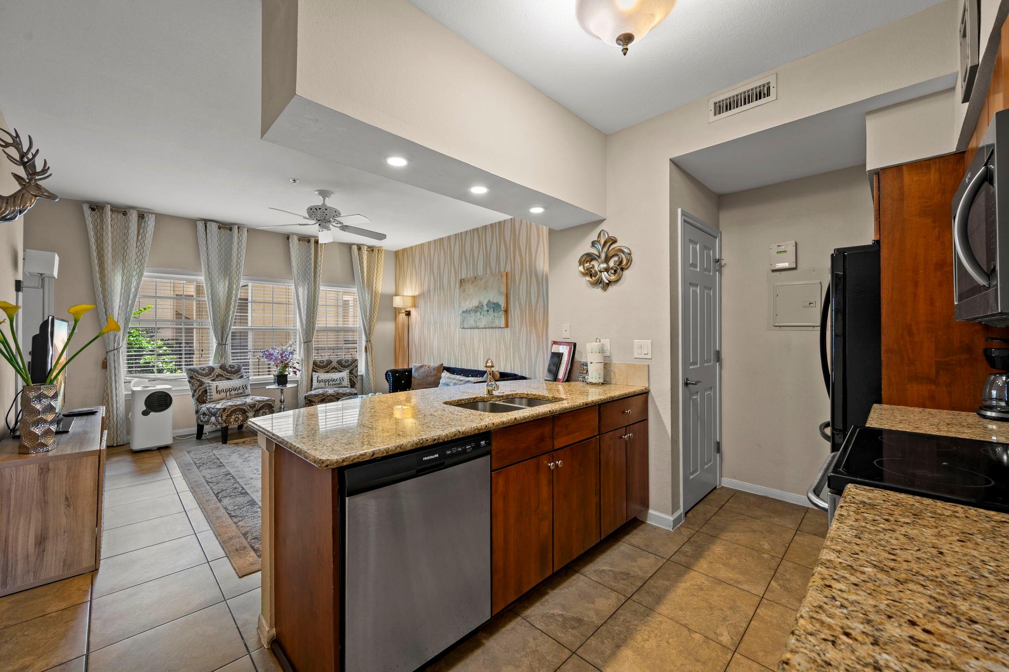 3404 American Dr # 2200, Lago Vista, TX 78645