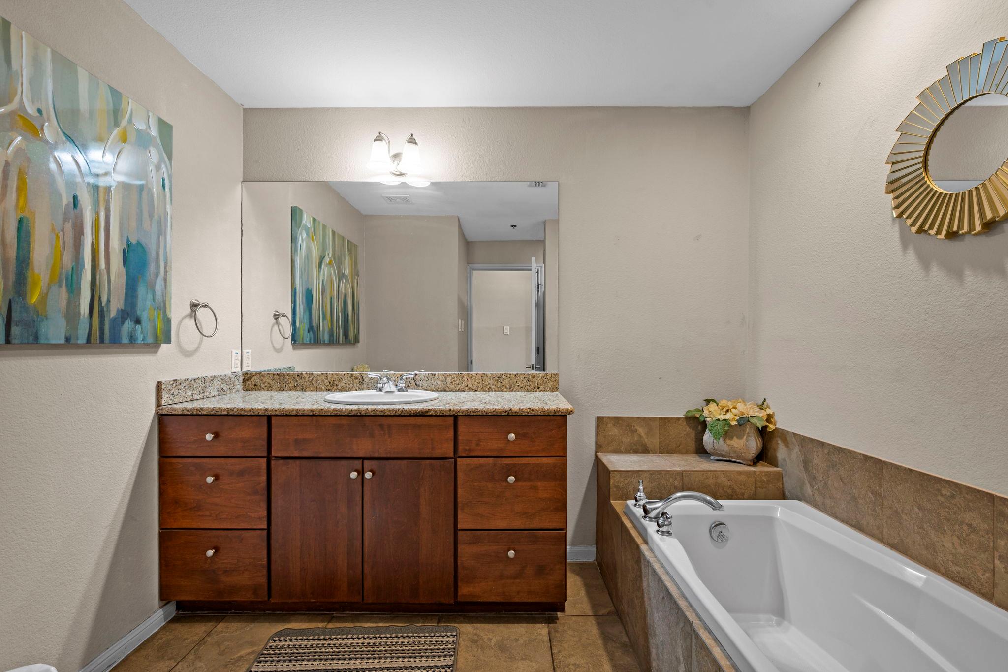 3404 American Dr # 2200, Lago Vista, TX 78645