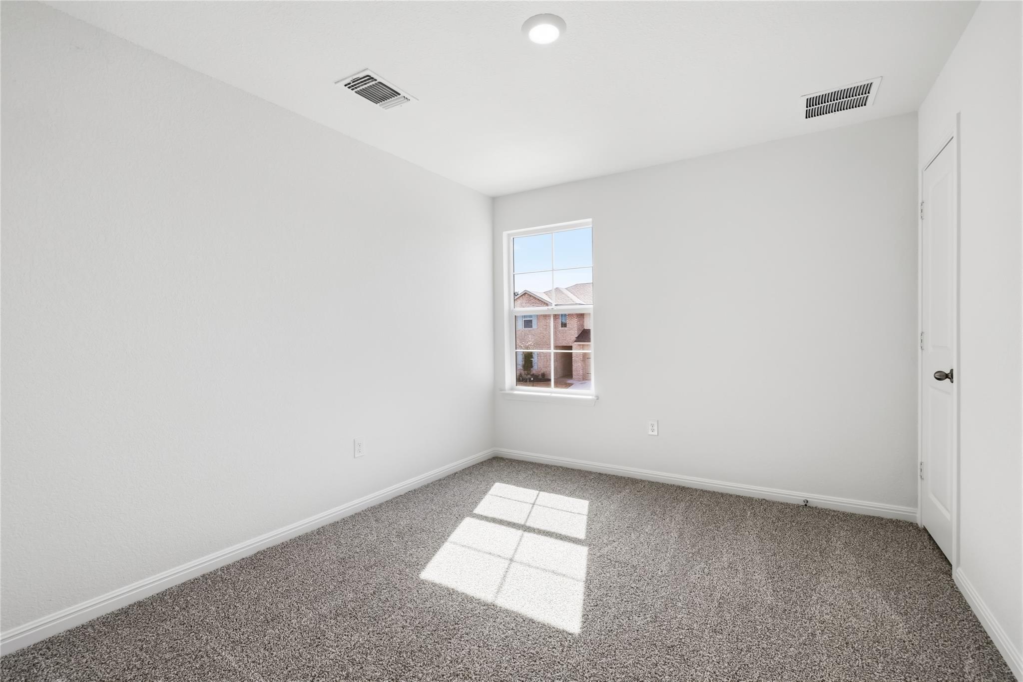 1925 LAZY ACRES St, Leander, TX 78641