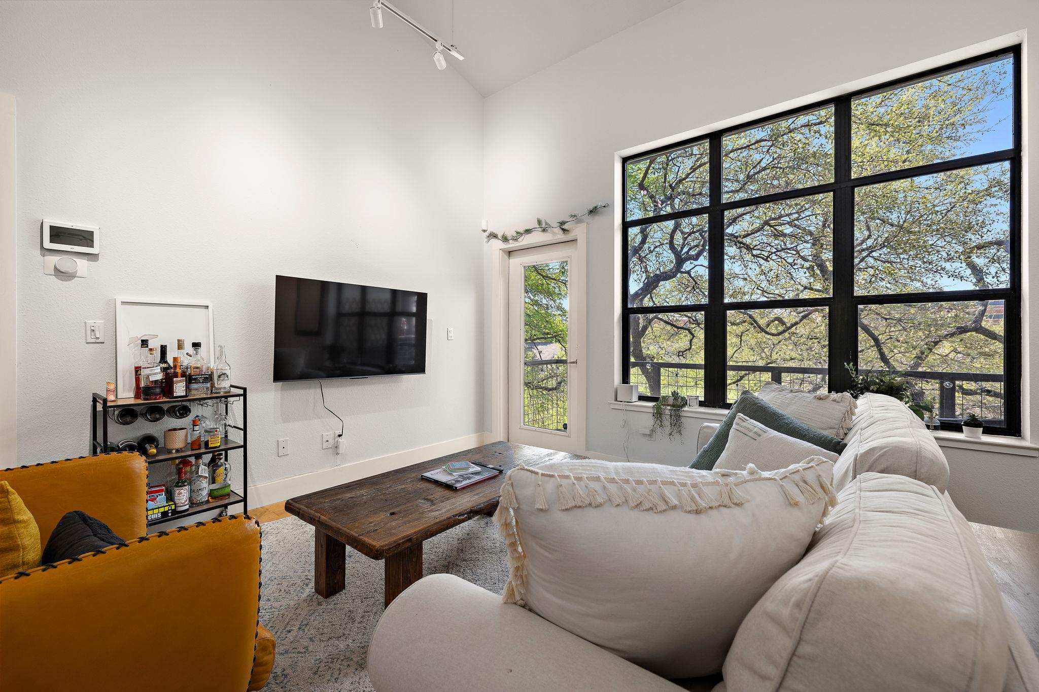 907 Duncan Ln # 302, Austin, TX 78705