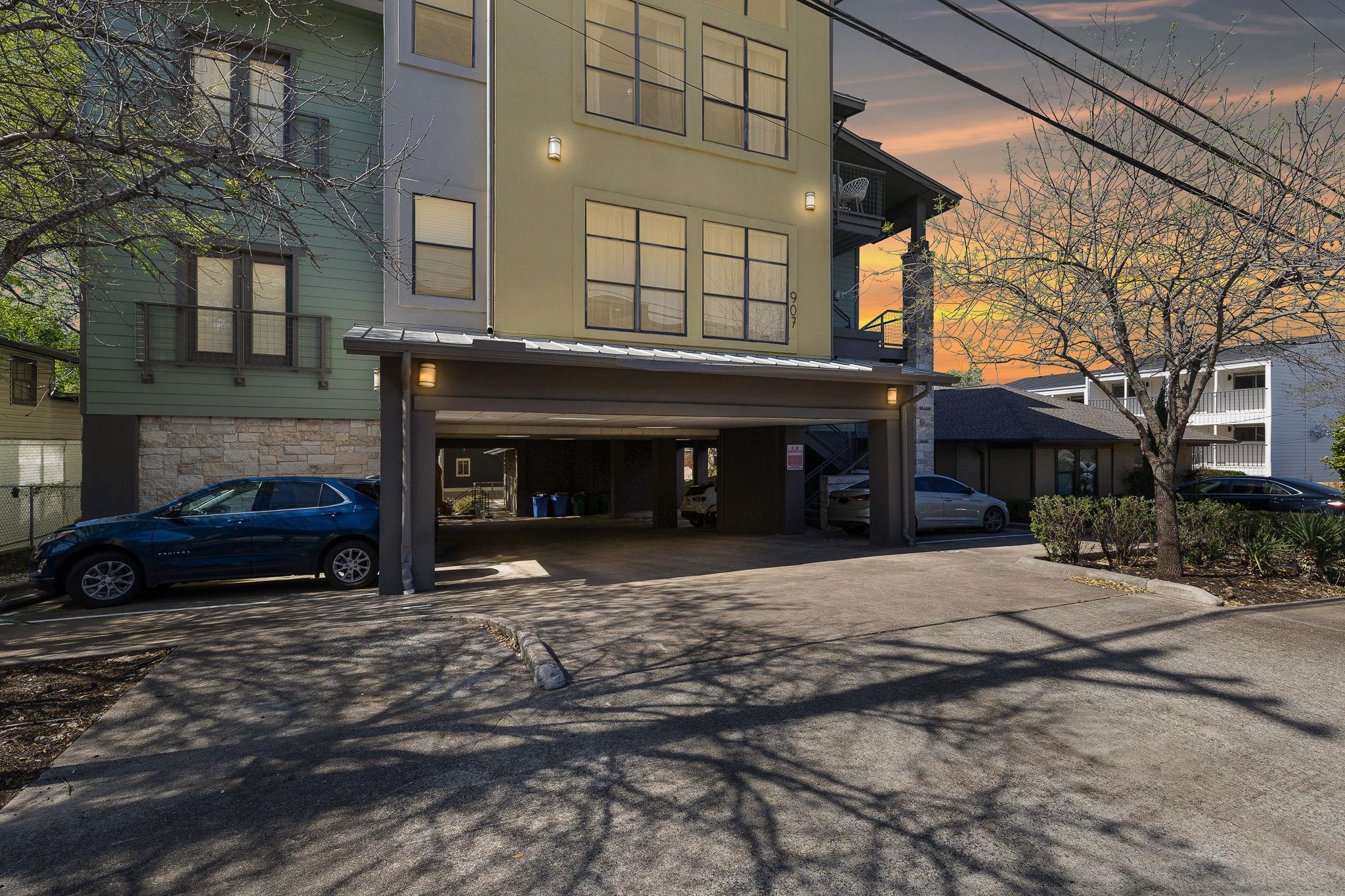 907 Duncan Ln # 302, Austin, TX 78705