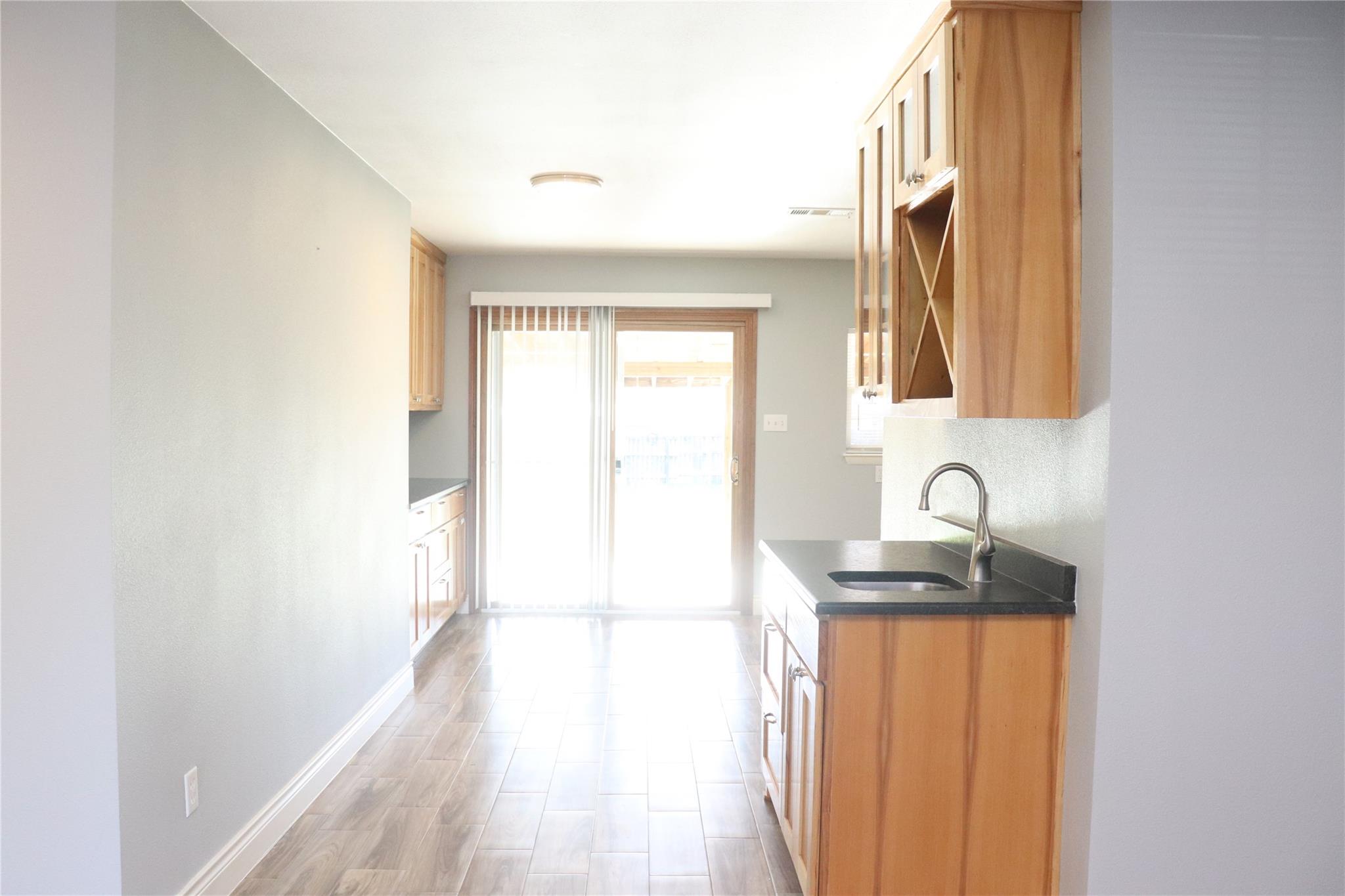 606 Mildred St, Burnet, TX 78611