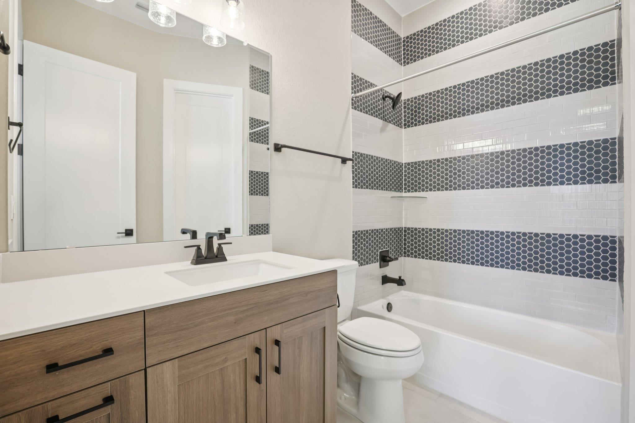 110 Seaside Sparrow Way, Kyle, TX 78640