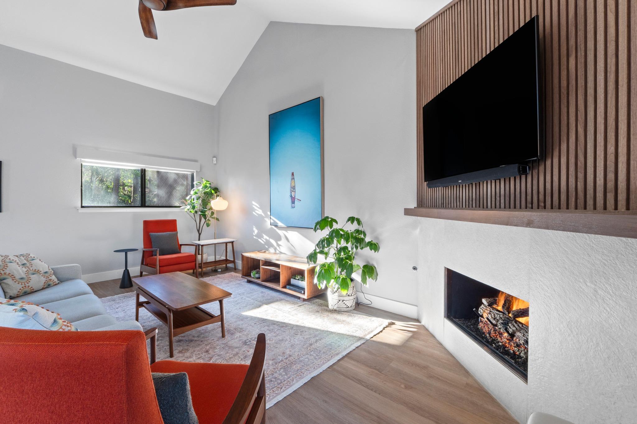 2200 Homedale Dr # B, Austin, TX 78704