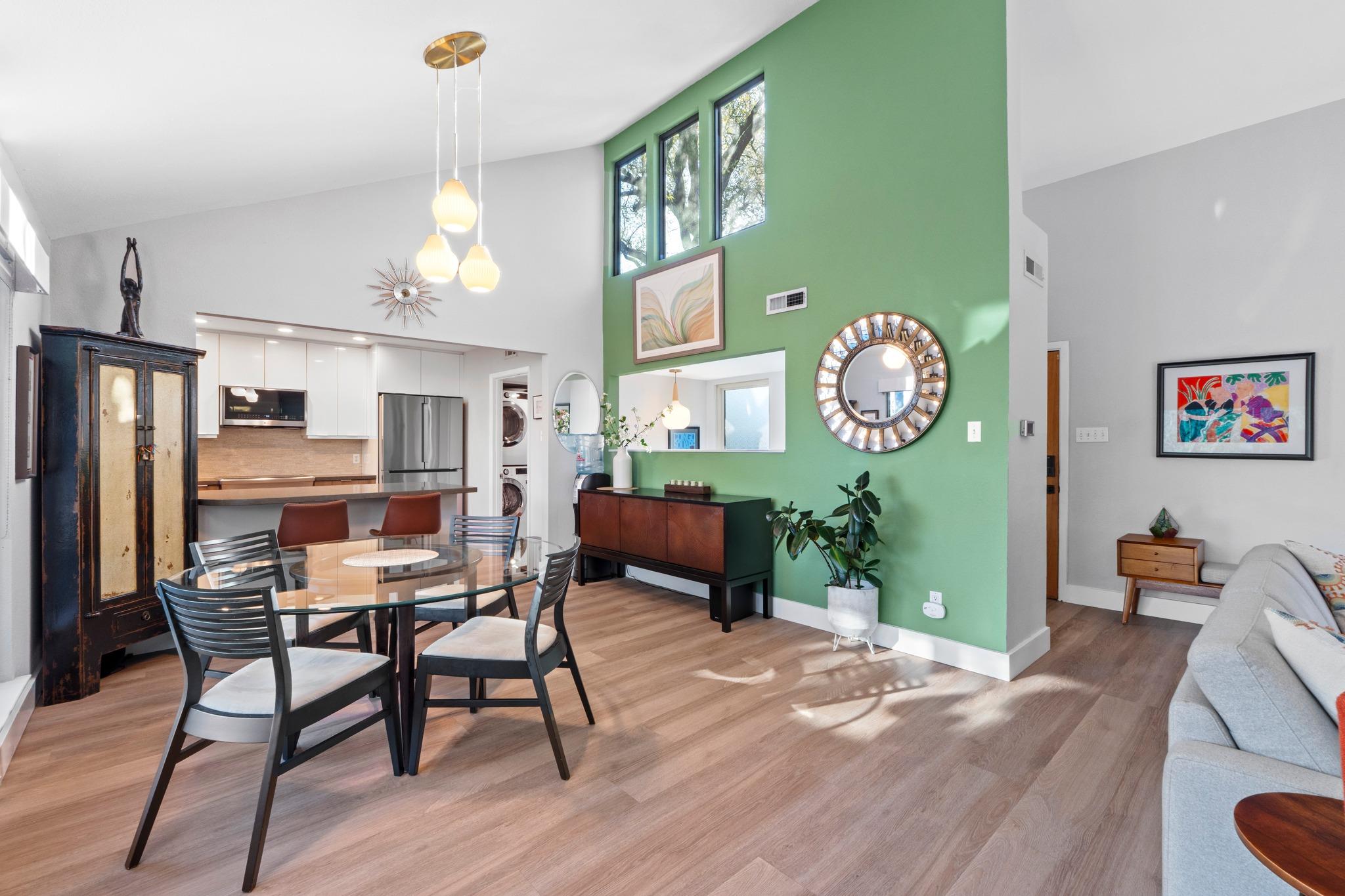 2200 Homedale Dr # B, Austin, TX 78704